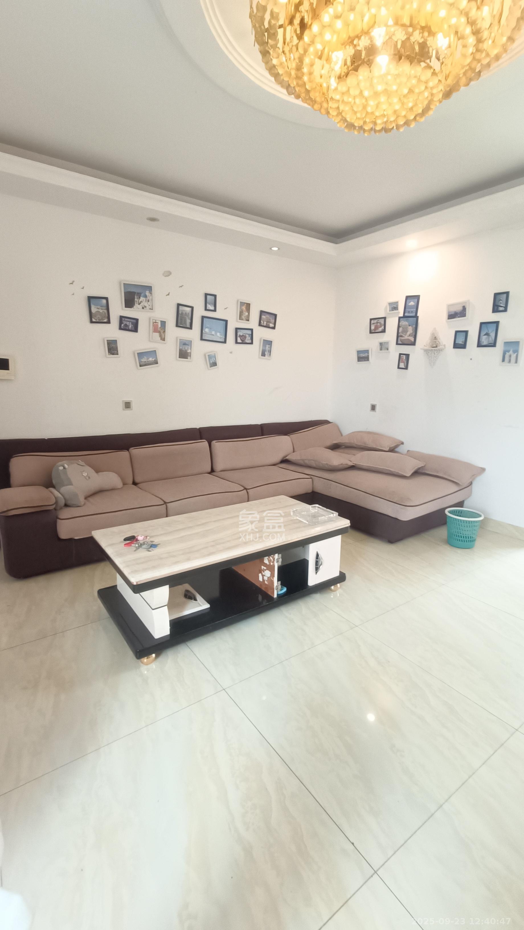 中国铁建国际城一期 2室2厅1卫 1500.0元/月 中国铁建国际城一期 2室2厅1卫 1500.0元/月室内图