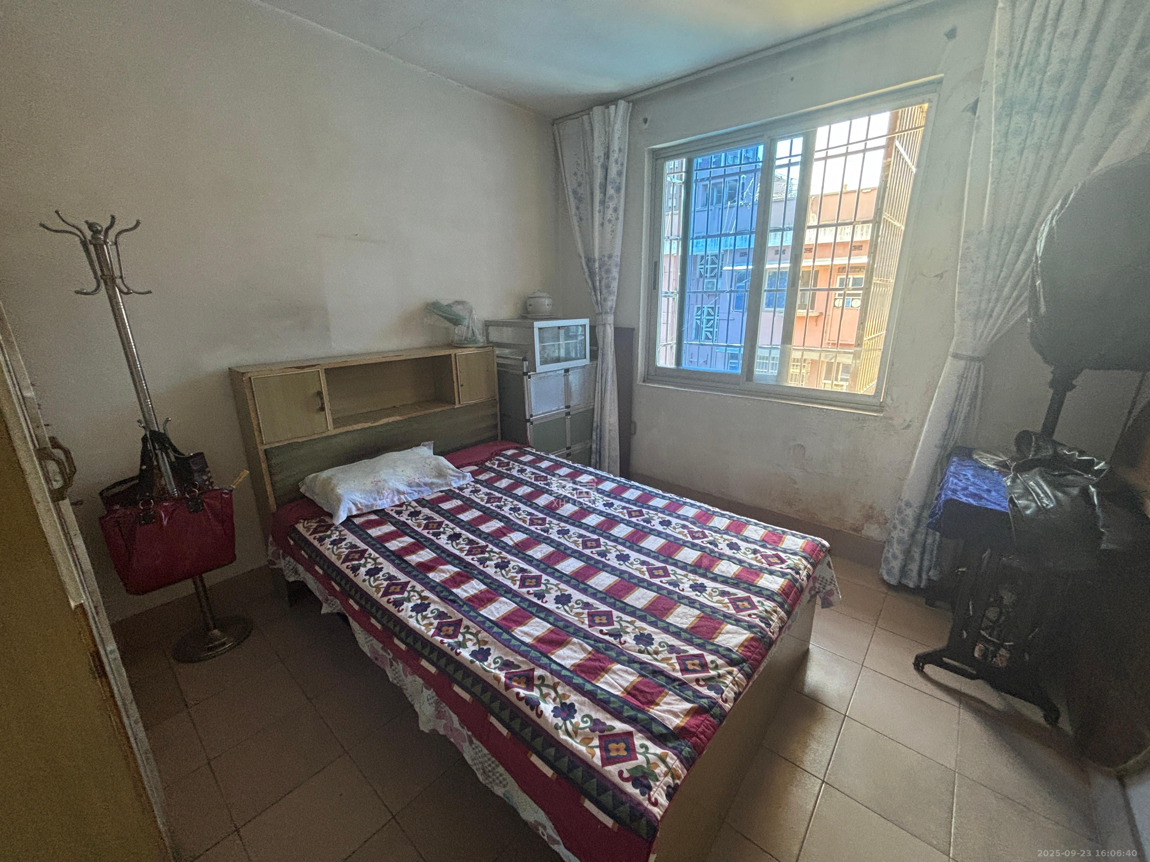 水泵厂宿舍 2室2厅1卫 1200.0元/月 水泵厂宿舍 2室2厅1卫 1200.0元/月室内图