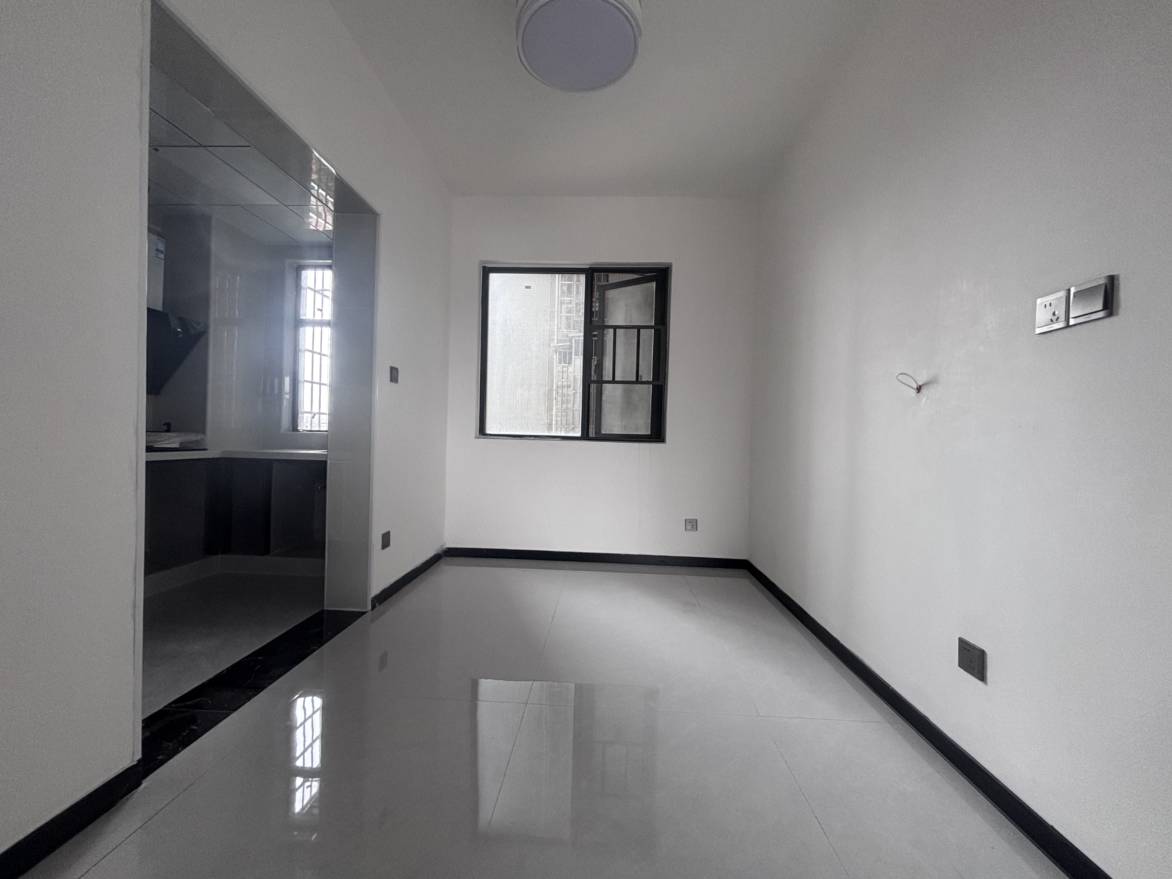 (长铁)秀石家园  3室2厅1卫    1200.0元/月室内图