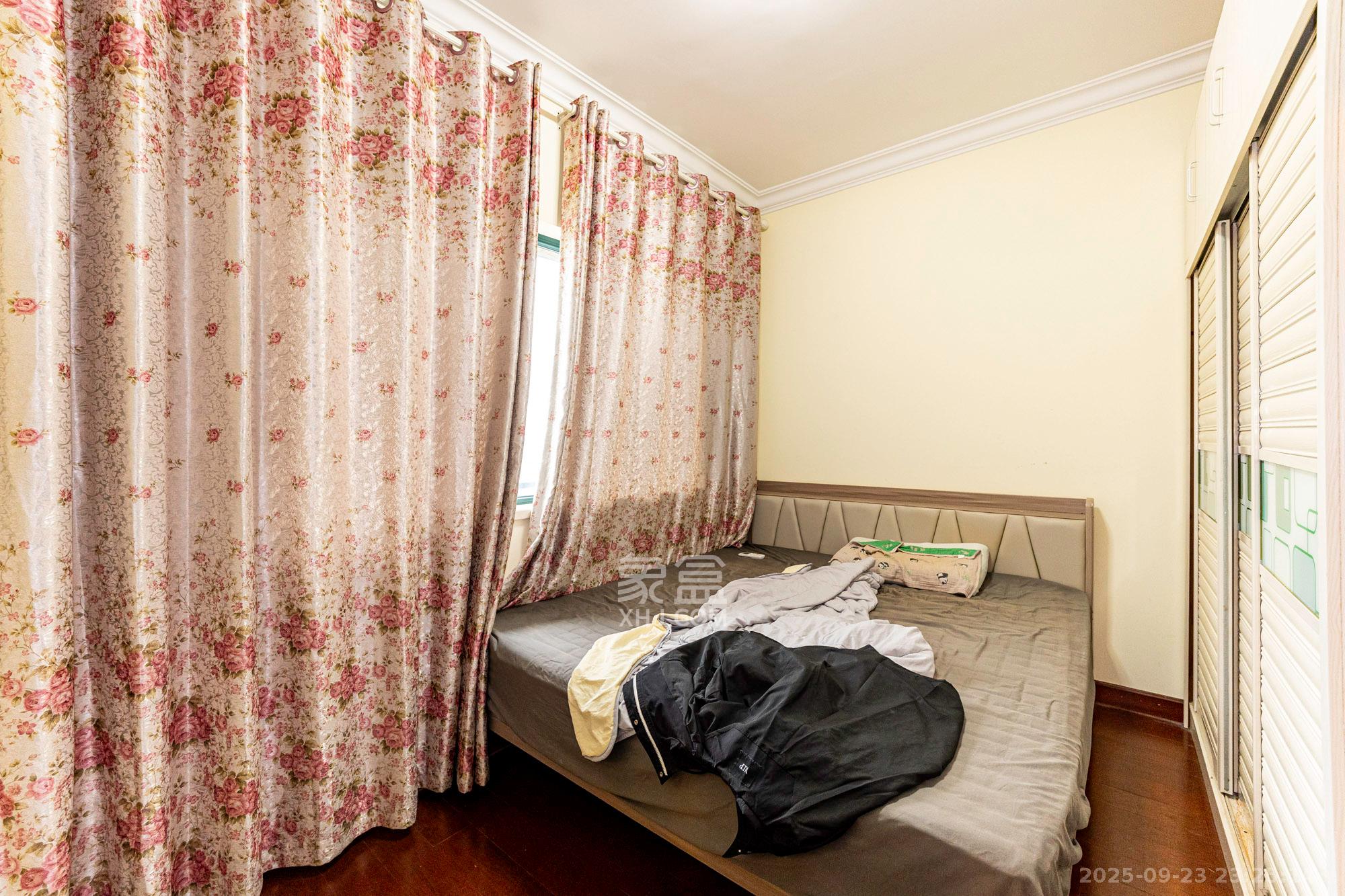 恒大雅苑 4室2厅2卫 114.6万 恒大雅苑 4室2厅2卫 114.6万卧室