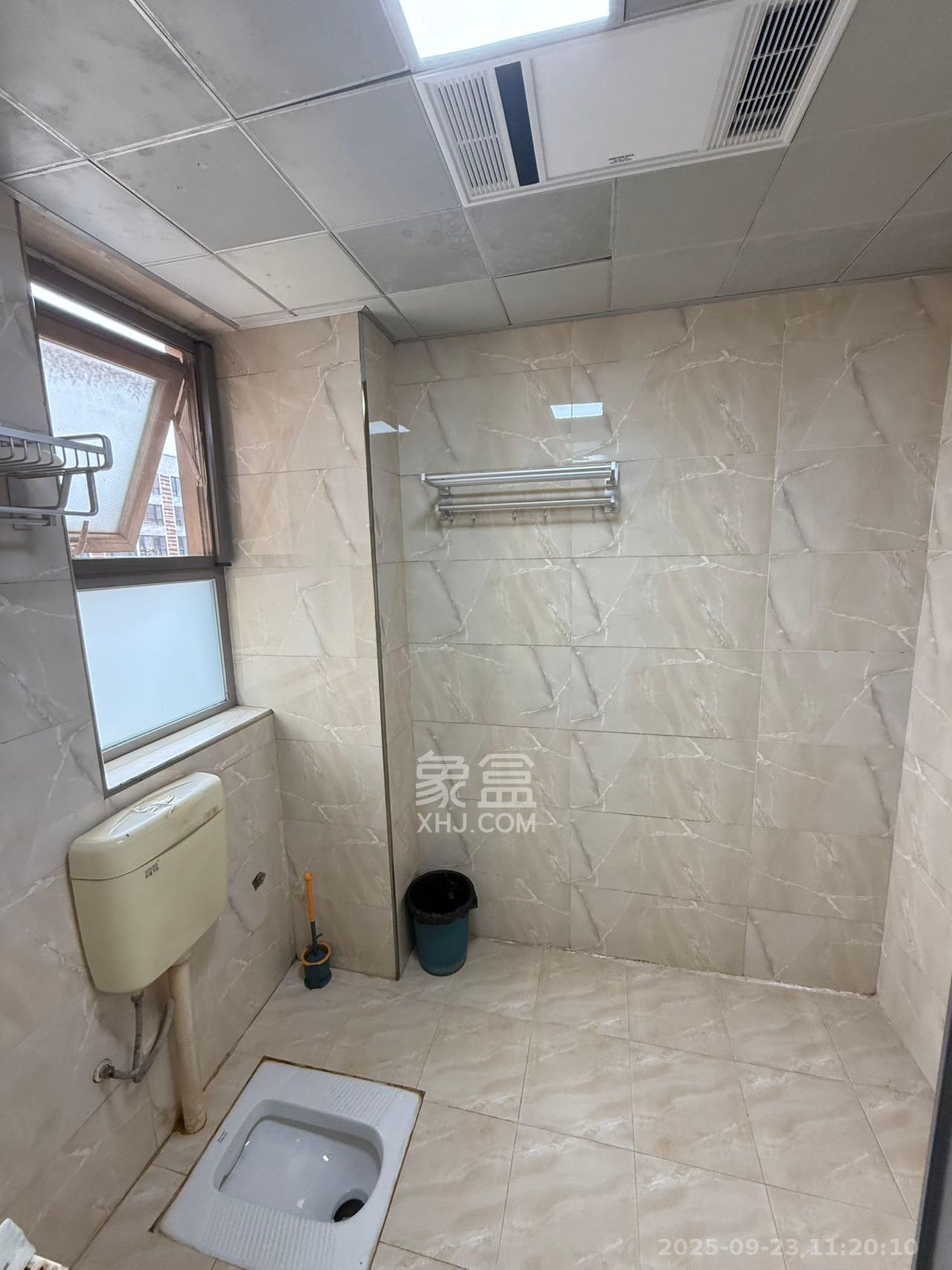 怡海星城 2室2厅1卫 1500.0元/月 怡海星城 2室2厅1卫 1500.0元/月室内图