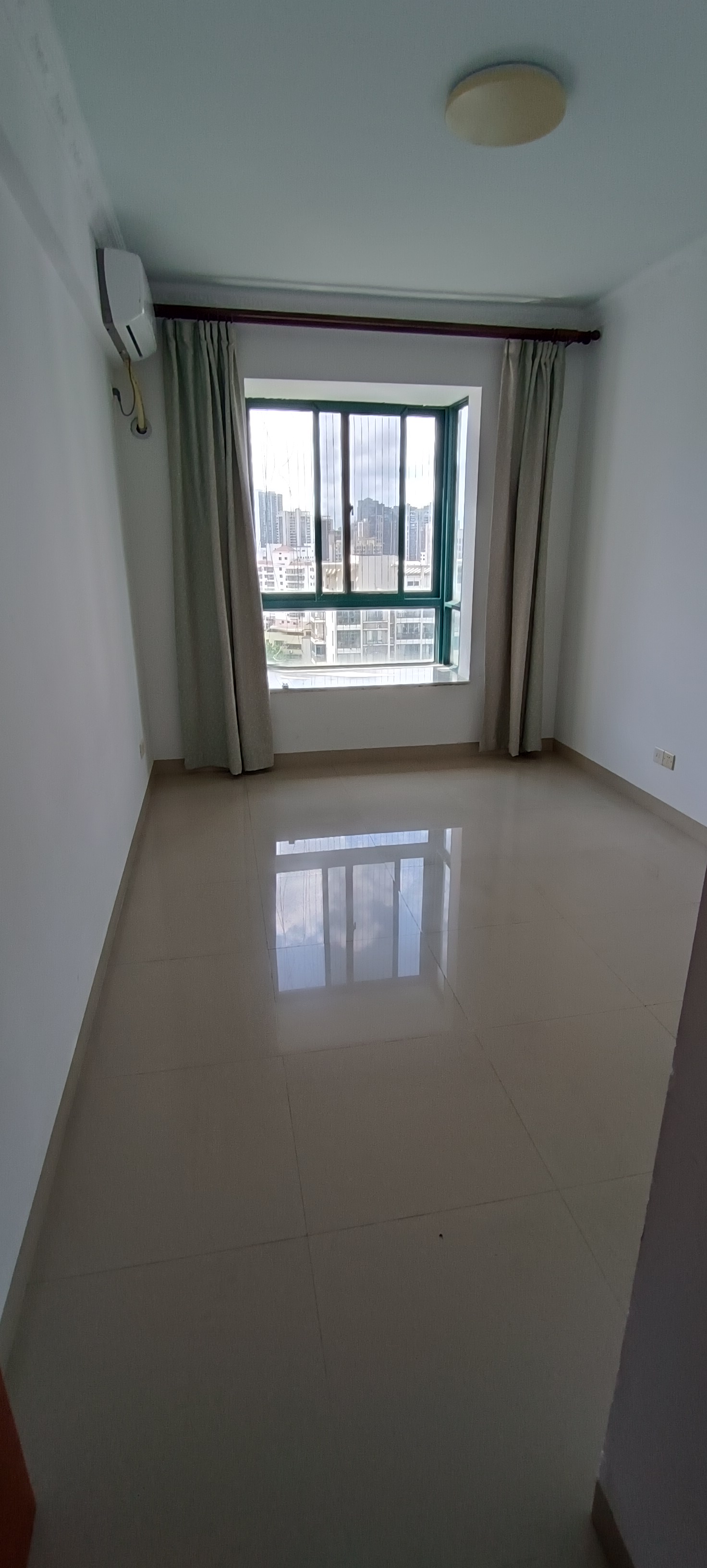 都市森林 3室2厅2卫 3500.0元/月 都市森林 3室2厅2卫 3500.0元/月室内图