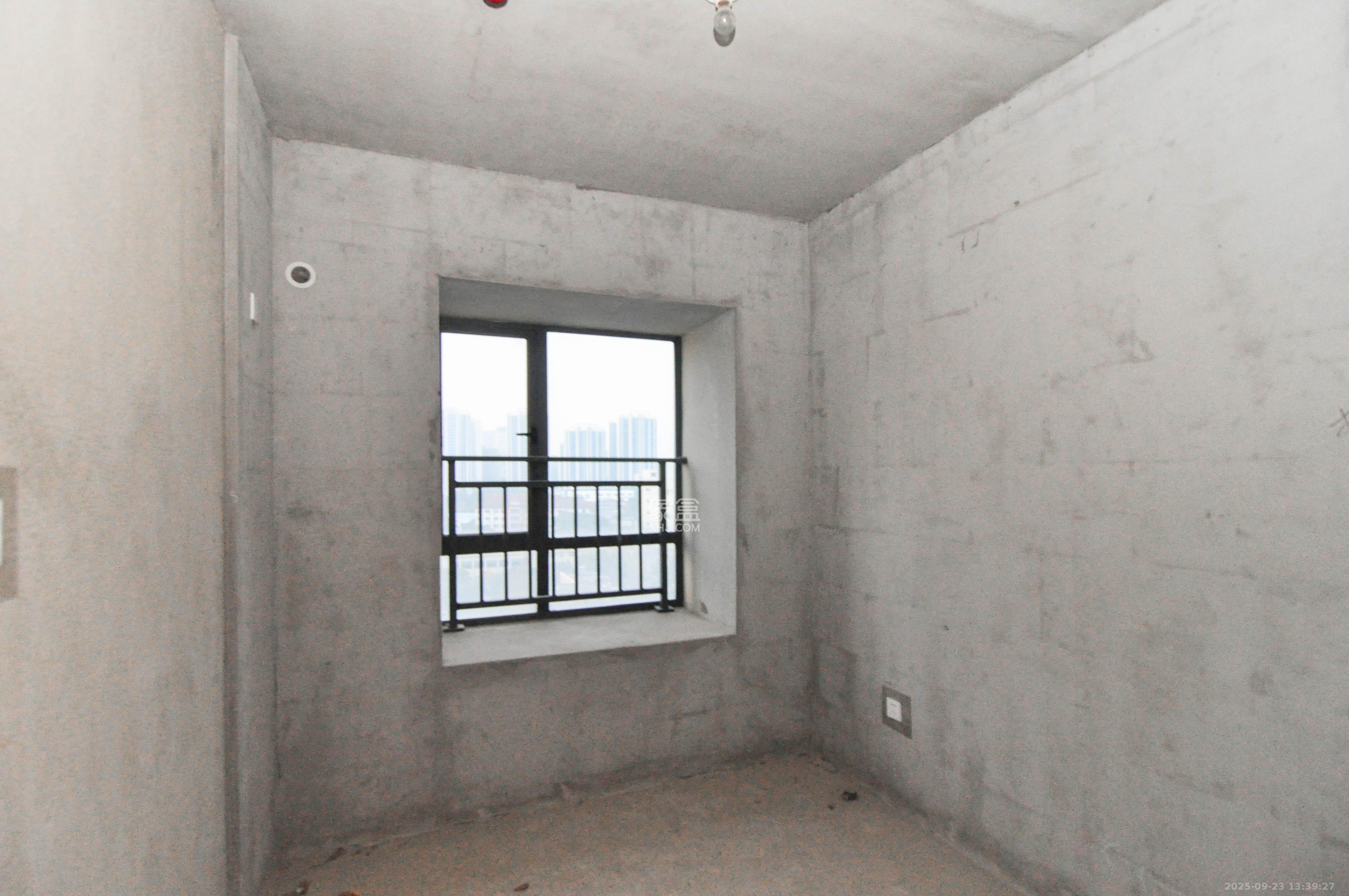 振业城三期 4室2厅2卫 139.0万 振业城三期 4室2厅2卫 139.0万其他