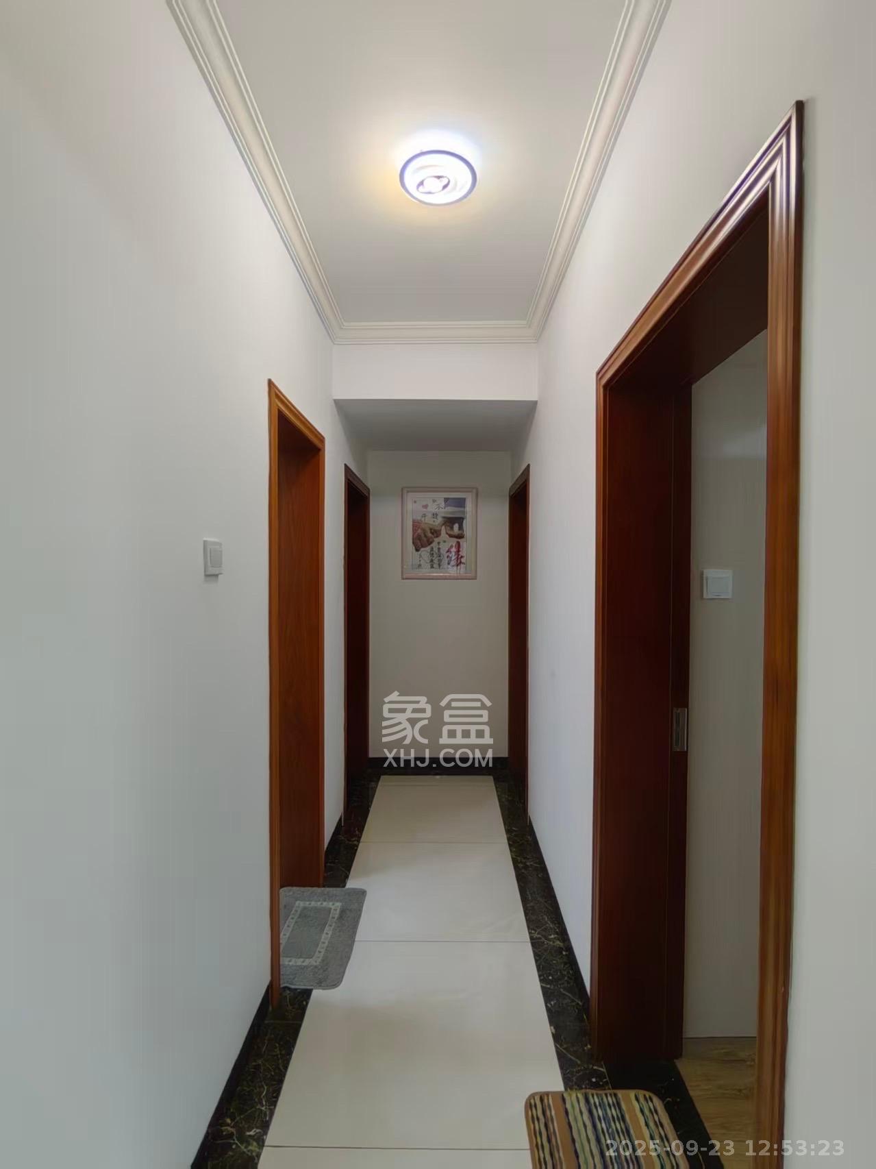 五矿格澜郡  3室2厅1卫    1800.0元/月室内图