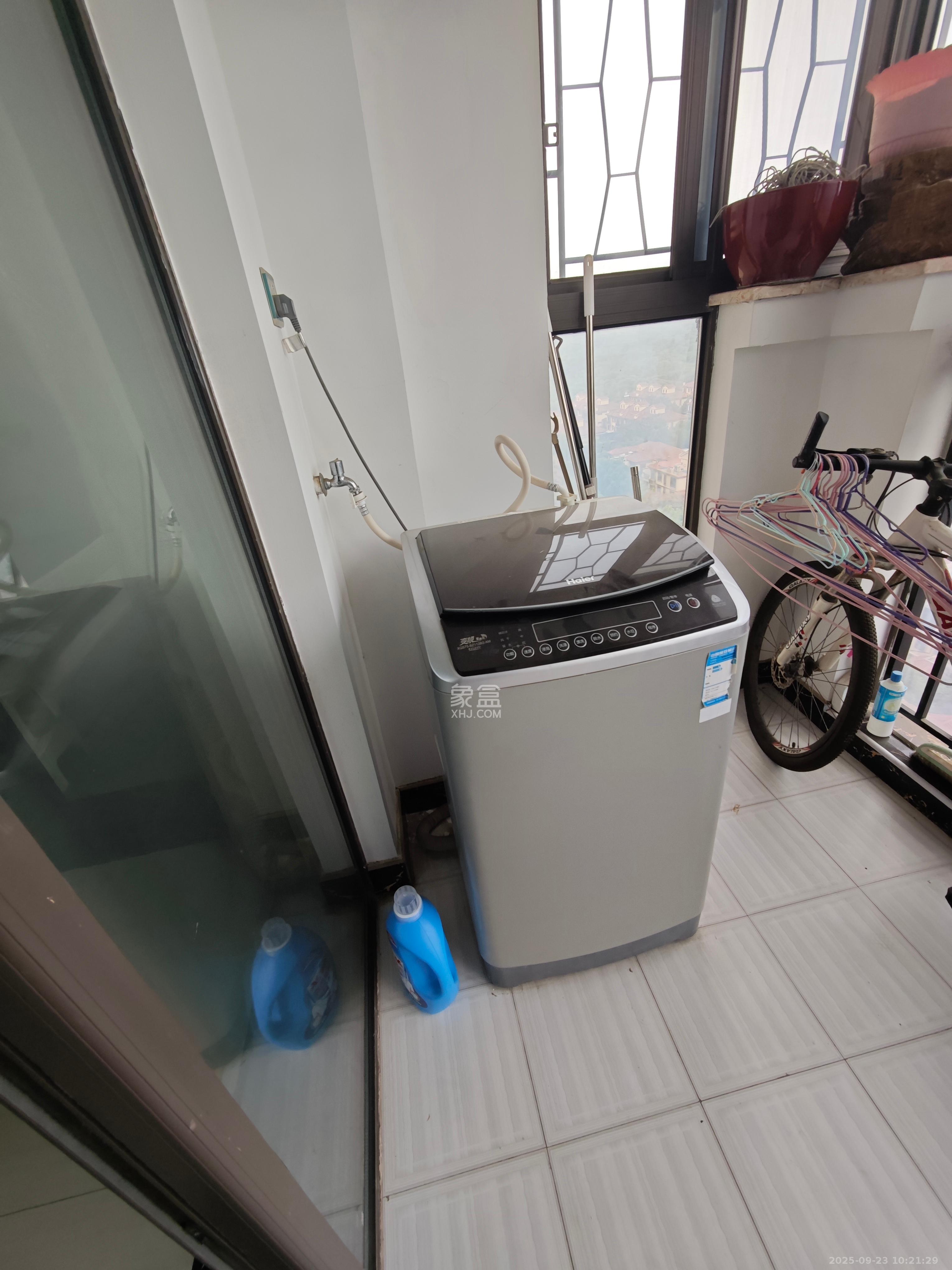 佳兆业水岸新都  3室2厅2卫    2000.0元/月室内图