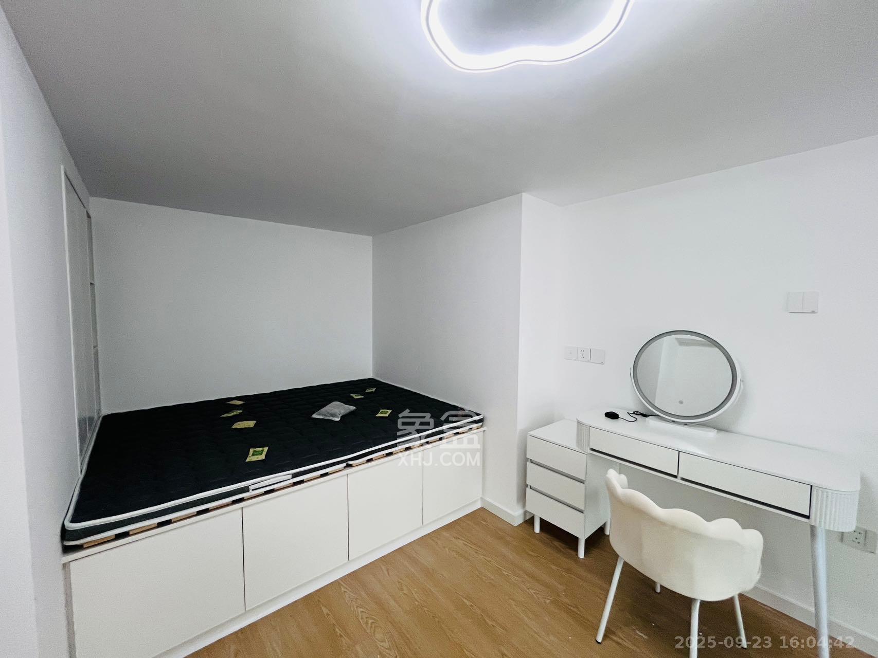 卓越中寰 2室1厅1卫 2800.0元/月 卓越中寰 2室1厅1卫 2800.0元/月室内图