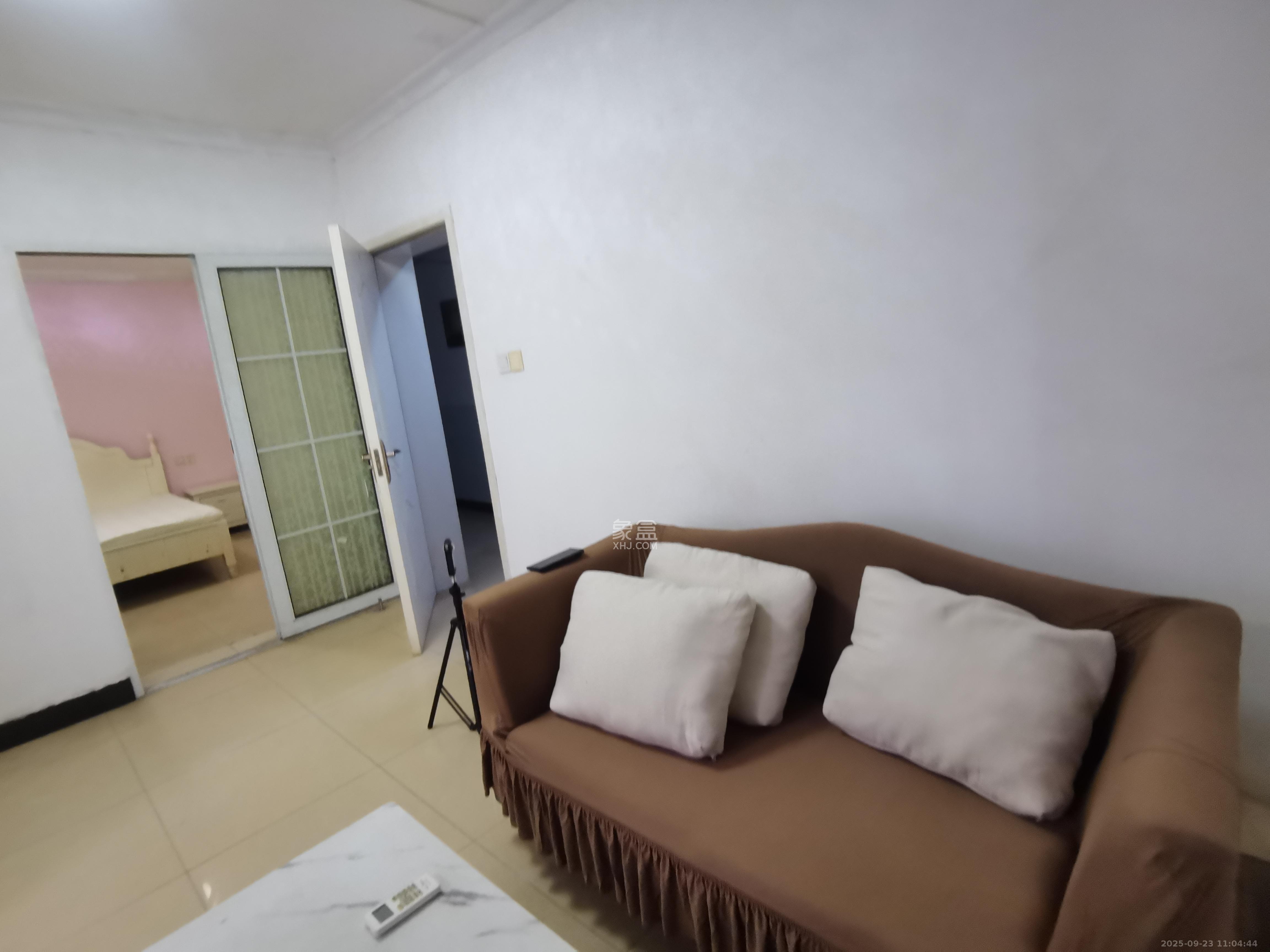 长远大厦  1室1厅1卫    1280.0元/月室内图