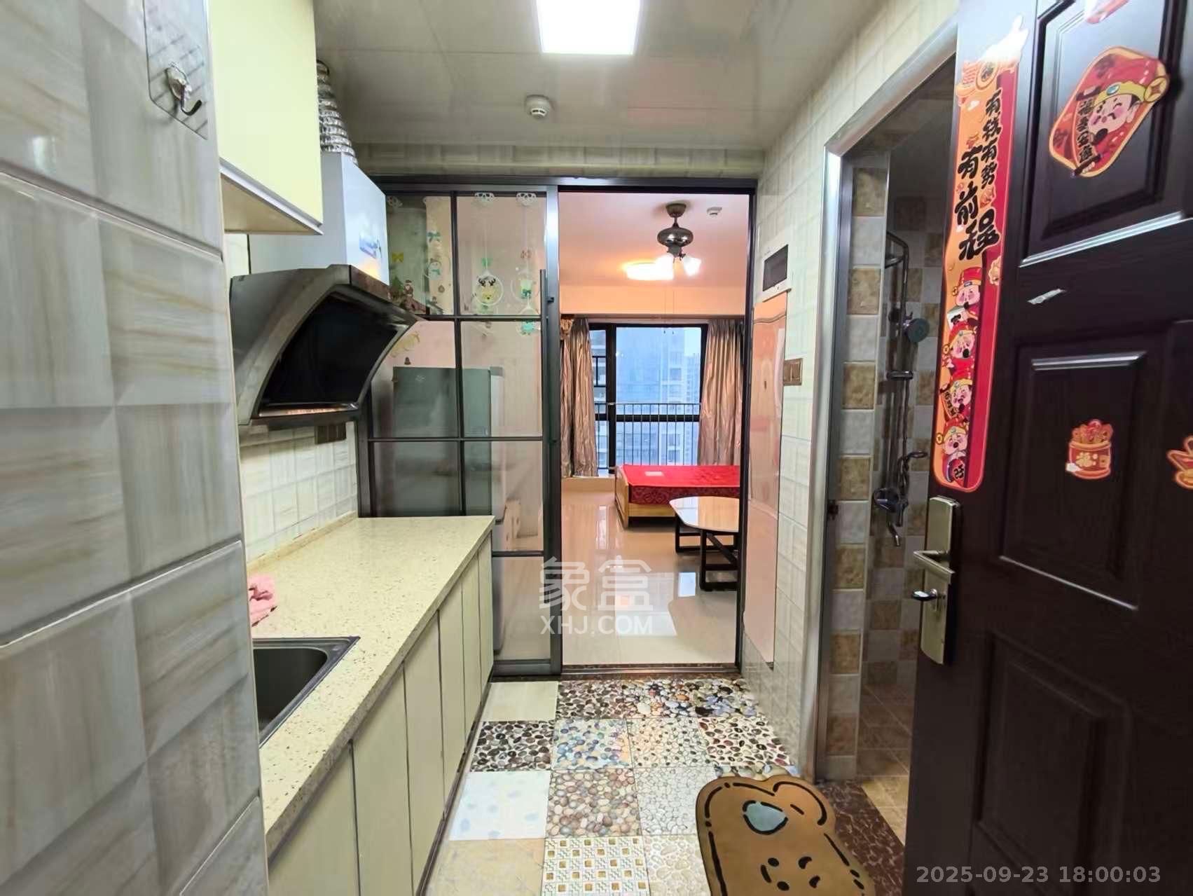 融科东南海  1室1厅1卫    1200.0元/月室内图