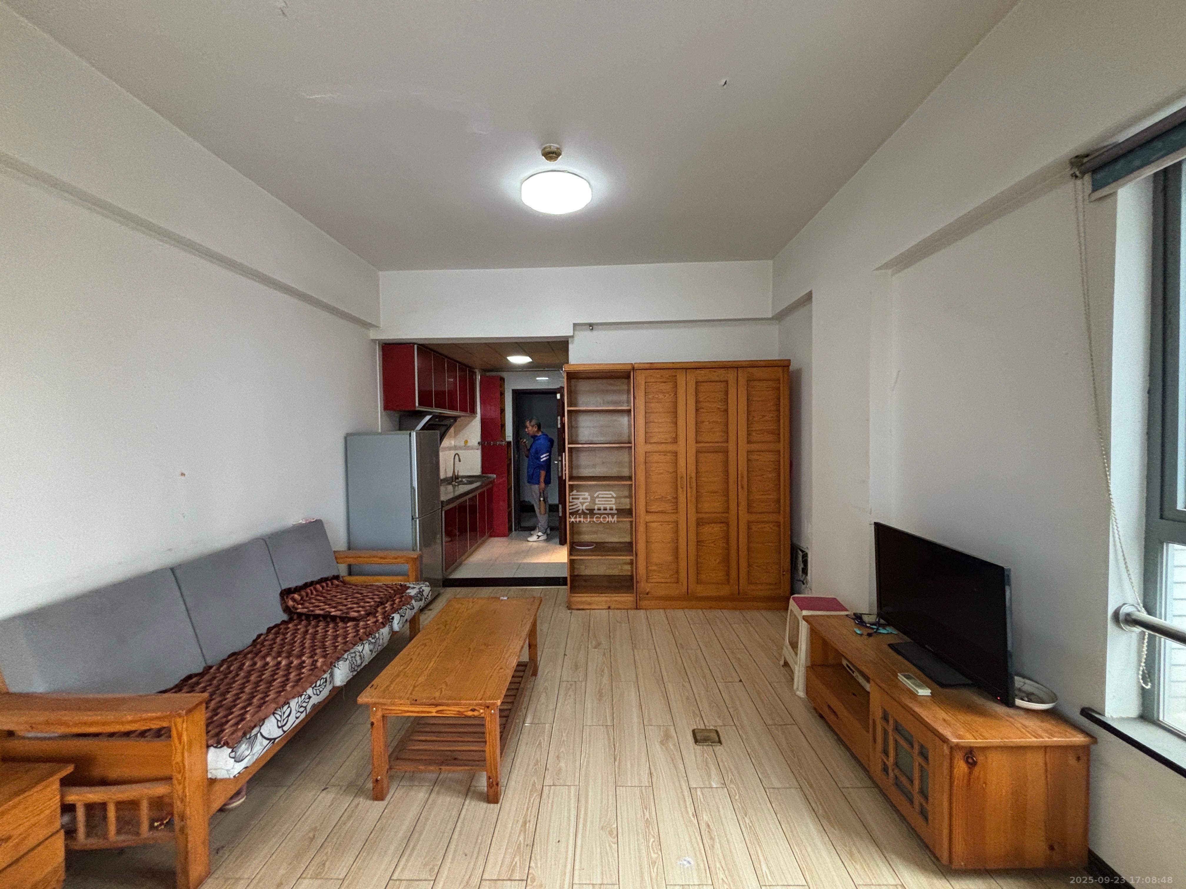 东宸19公馆 1室1厅1卫 1700.0元/月 东宸19公馆 1室1厅1卫 1700.0元/月室内图