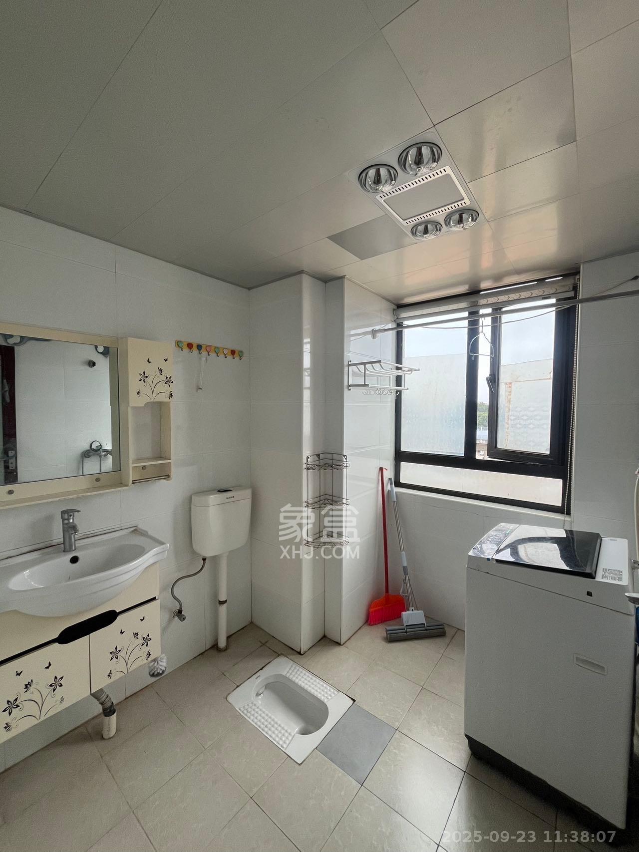 中信凯旋蓝岸(中信新城三期) 1室1厅1卫 1400.0元/月 中信凯旋蓝岸(中信新城三期) 1室1厅1卫 1400.0元/月室内图