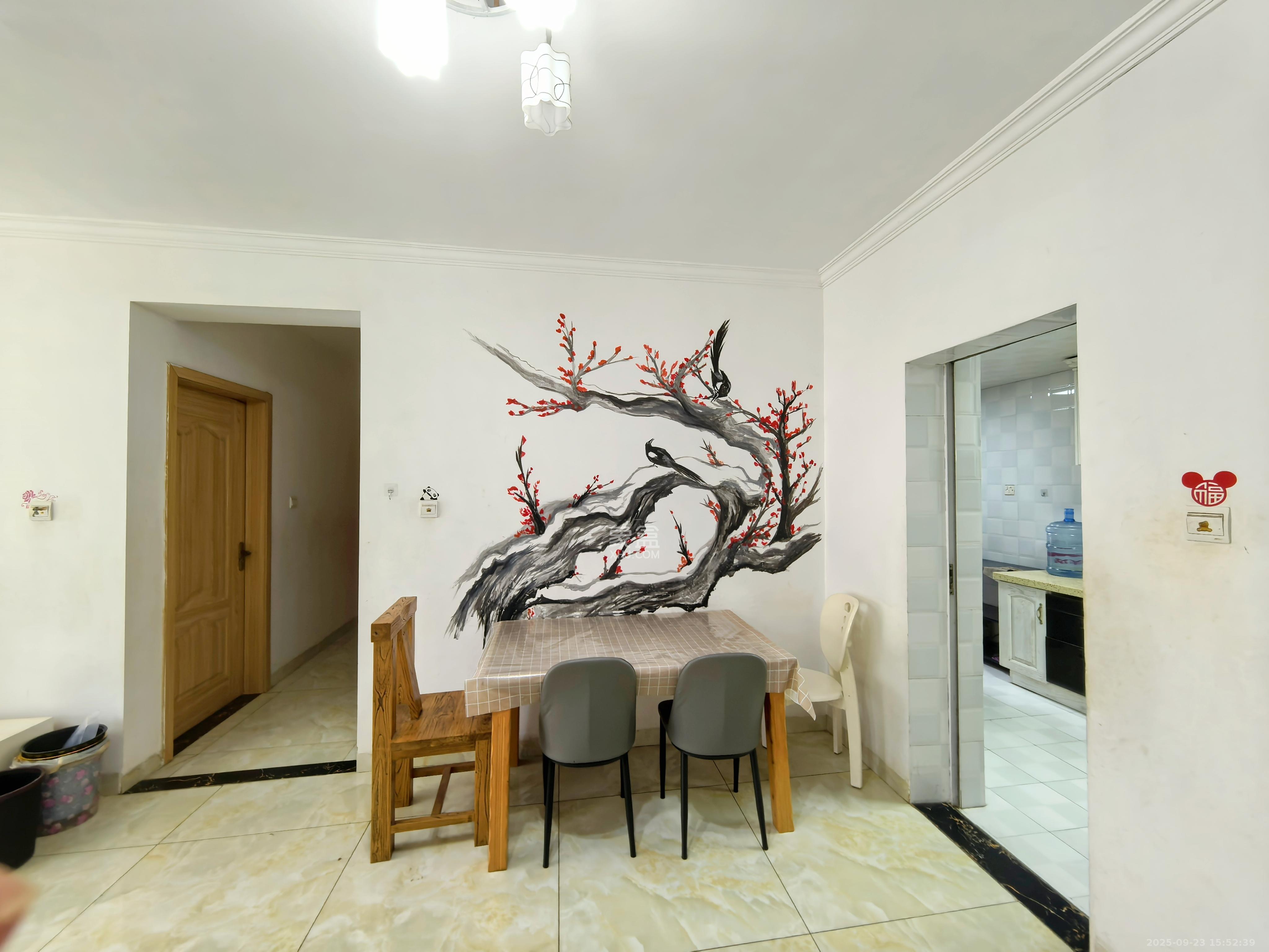 中城丽景香山园 3室2厅2卫 2900.0元/月 中城丽景香山园 3室2厅2卫 2900.0元/月室内图