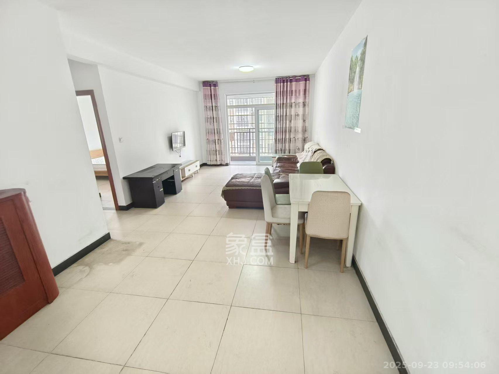 和馨园 2室1厅1卫 2100.0元/月 和馨园 2室1厅1卫 2100.0元/月室内图