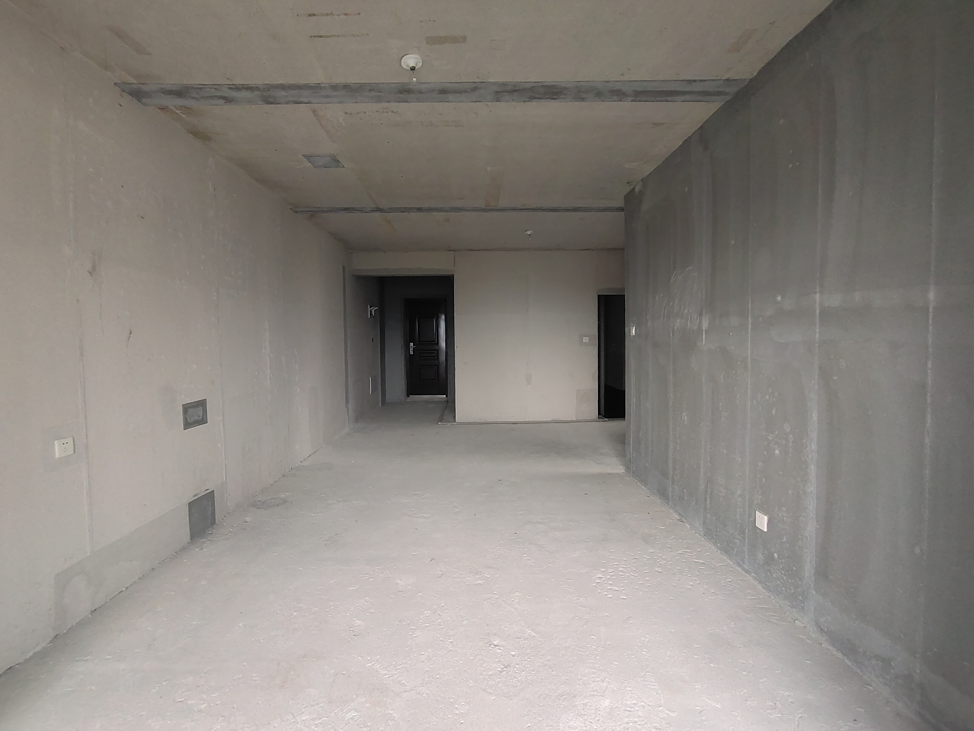 中建凤栖台 3室2厅2卫 43.0万 中建凤栖台 3室2厅2卫 43.0万客厅