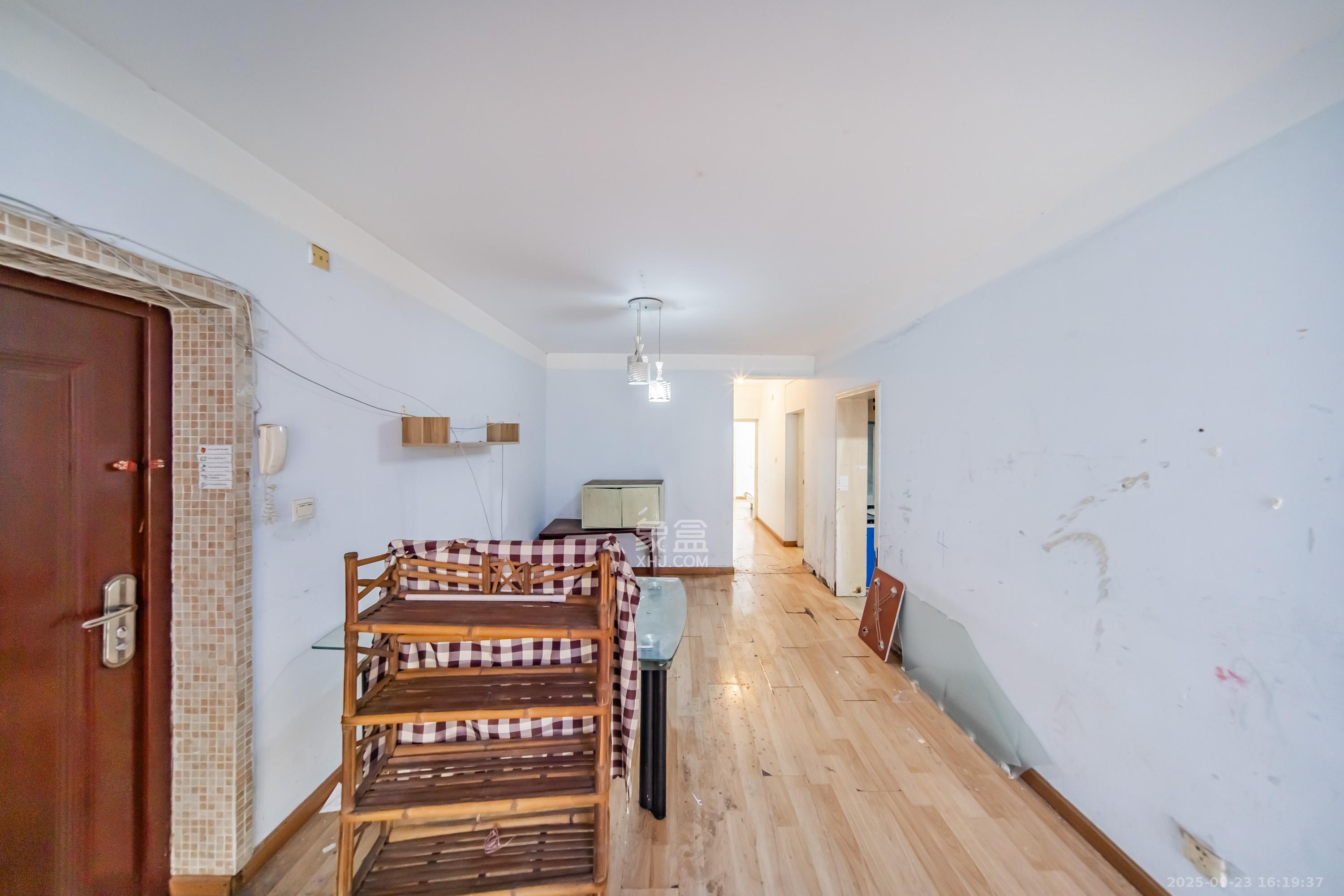 科教新村 3室2厅1卫 106.0万 科教新村 3室2厅1卫 106.0万其他