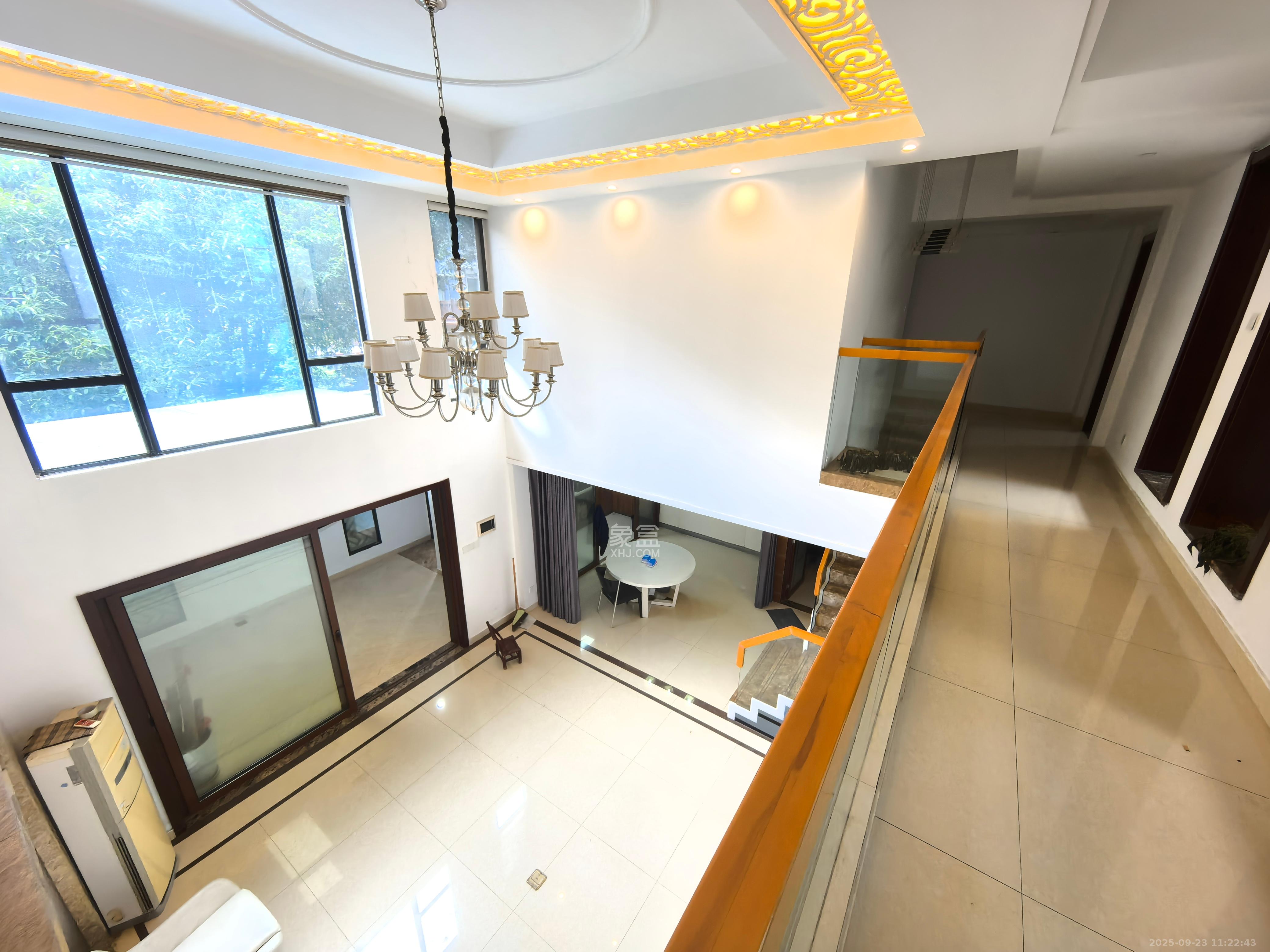 万科城 5室2厅2卫 10000.0元/月 万科城 5室2厅2卫 10000.0元/月室内图