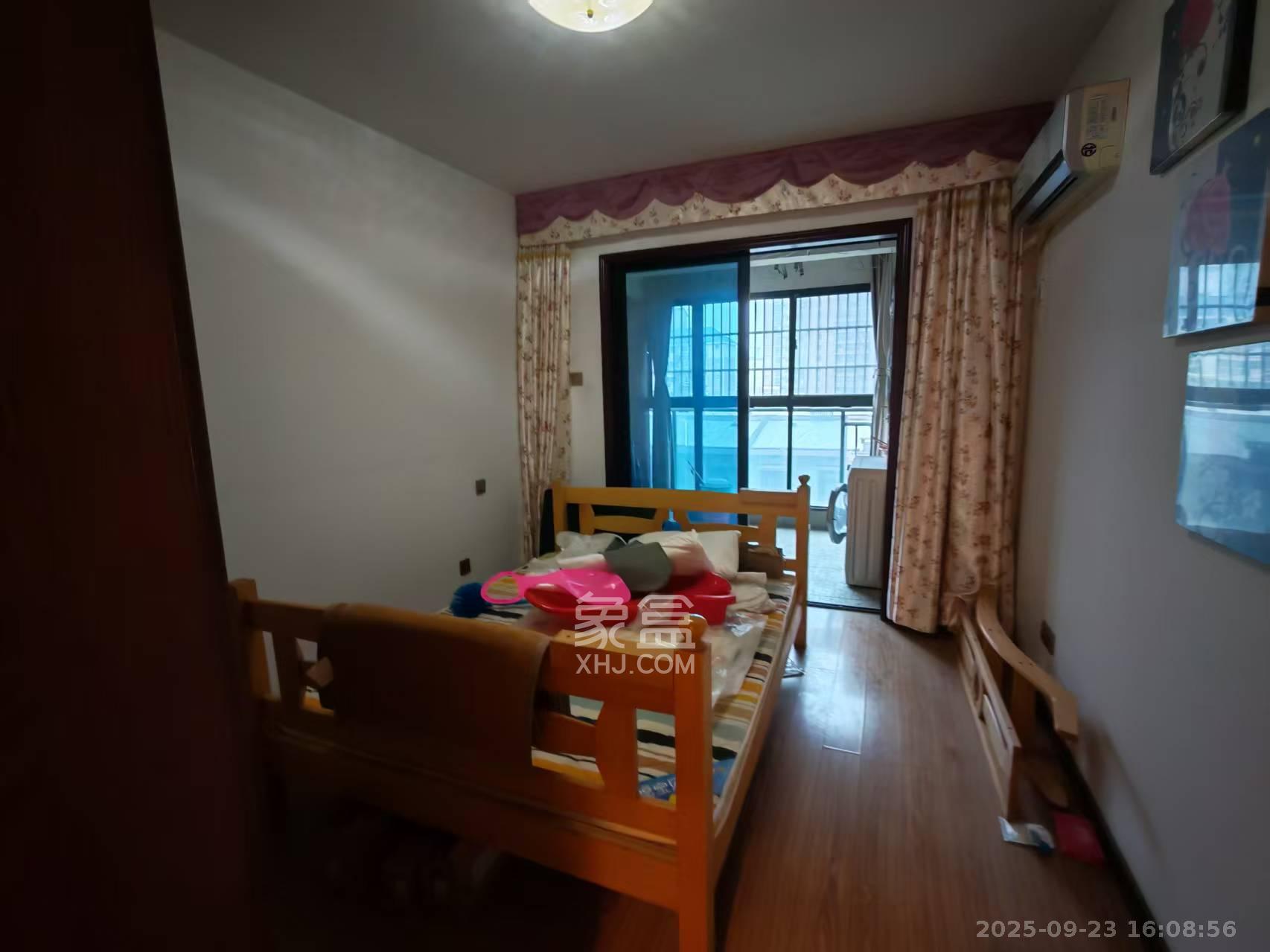 永祺西京  4室2厅2卫    3800.0元/月室内图