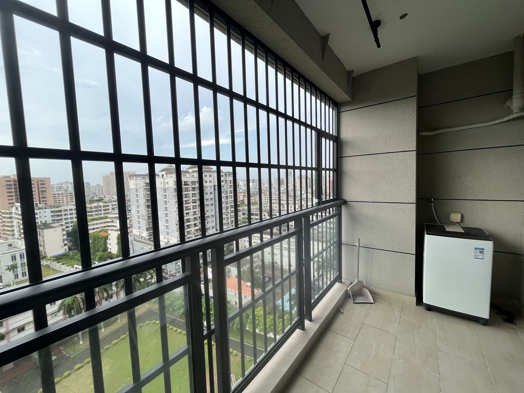 和谐家园(锦和广场) 1室0厅1卫 2500.0元/月 和谐家园(锦和广场) 1室0厅1卫 2500.0元/月室内图