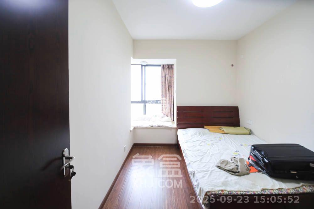 鑫天御景湾  2室1厅1卫   2500.00元/月室内图
