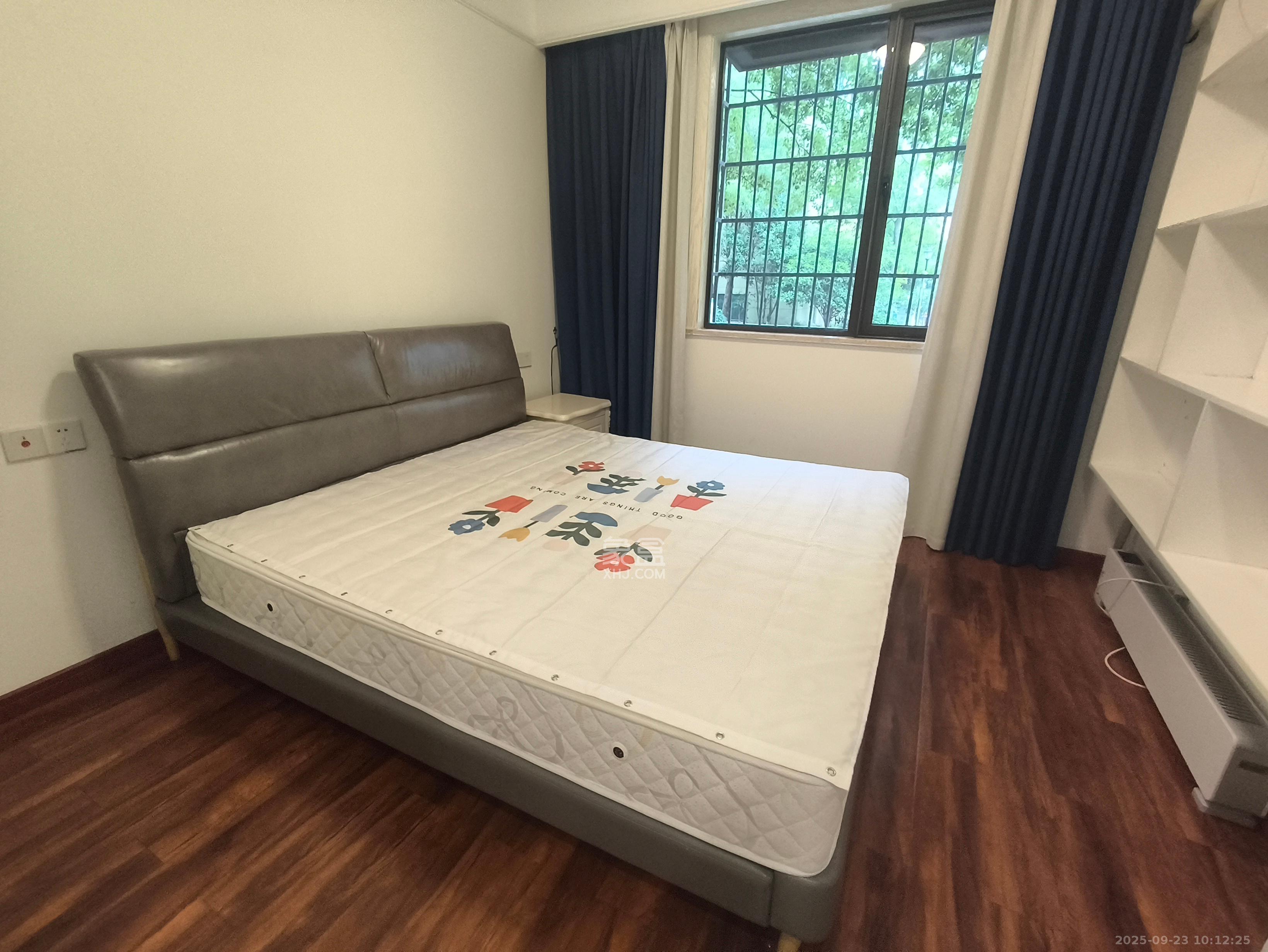 奥克斯滨仕花园（奥克斯洋湖广场/奥克斯中心）  3室2厅1卫    3300.0元/月室内图