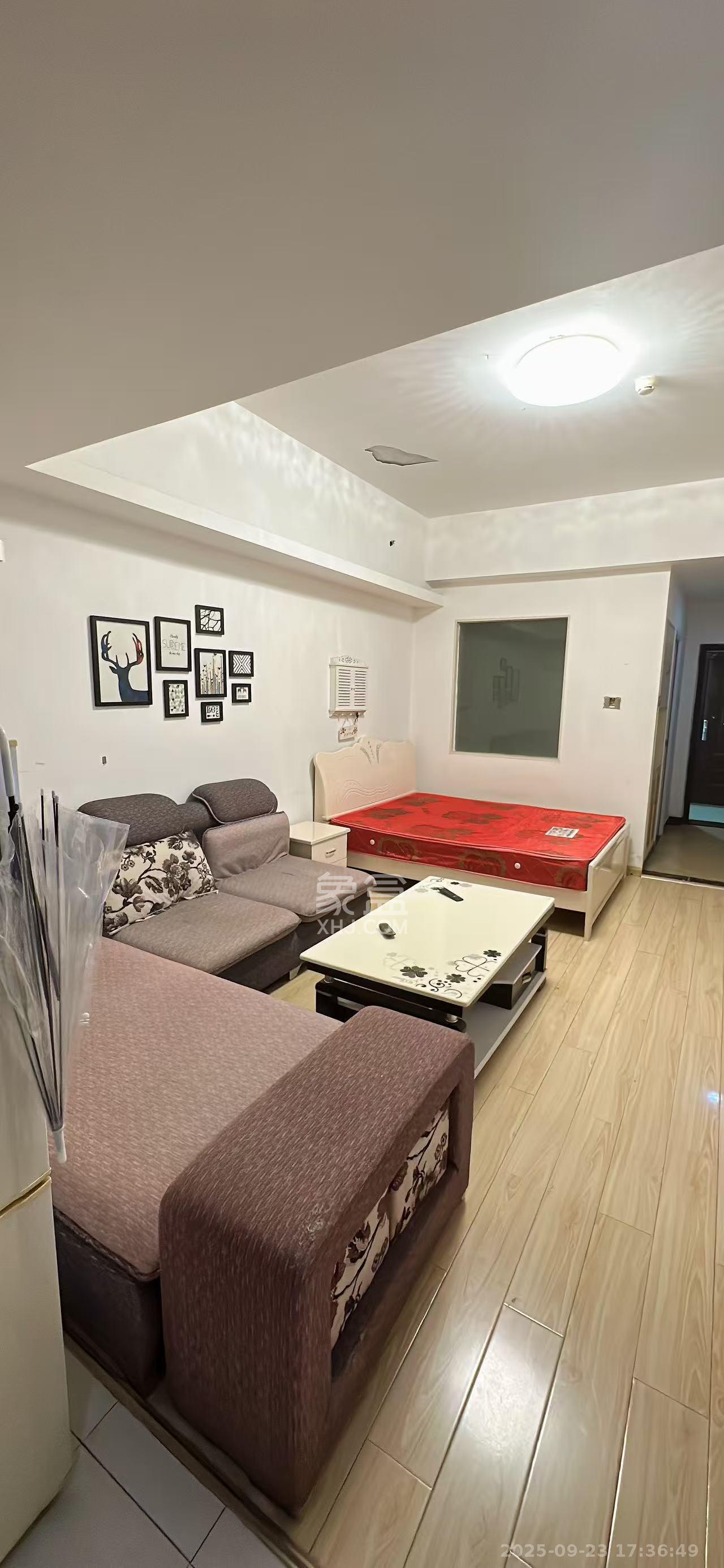 奥克斯广场 1室1厅1卫 1500.0元/月 奥克斯广场 1室1厅1卫 1500.0元/月室内图