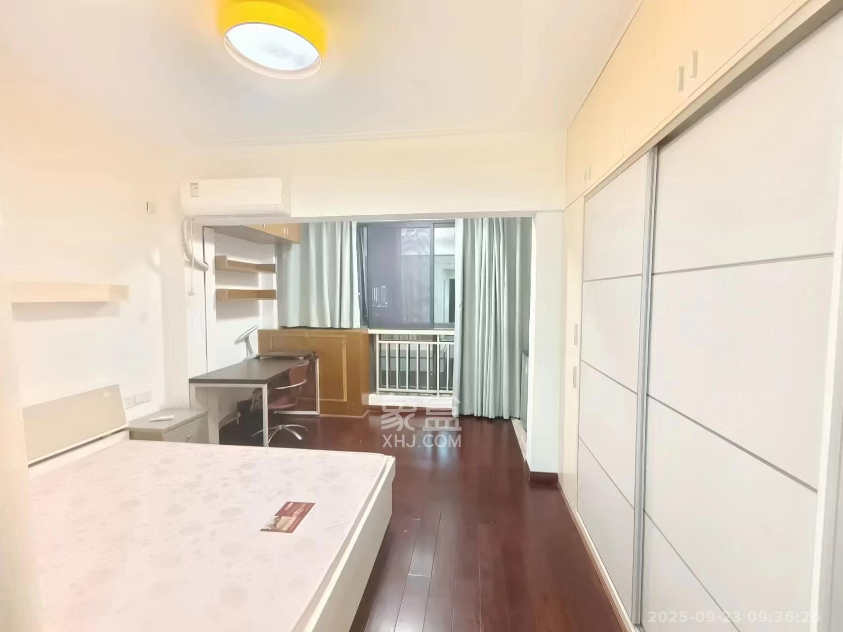 七彩丽都  1室1厅1卫    2000.0元/月室内图