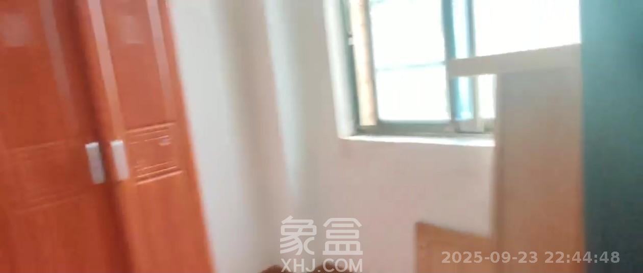 东南明苑  2室1厅1卫   2000.00元/月室内图