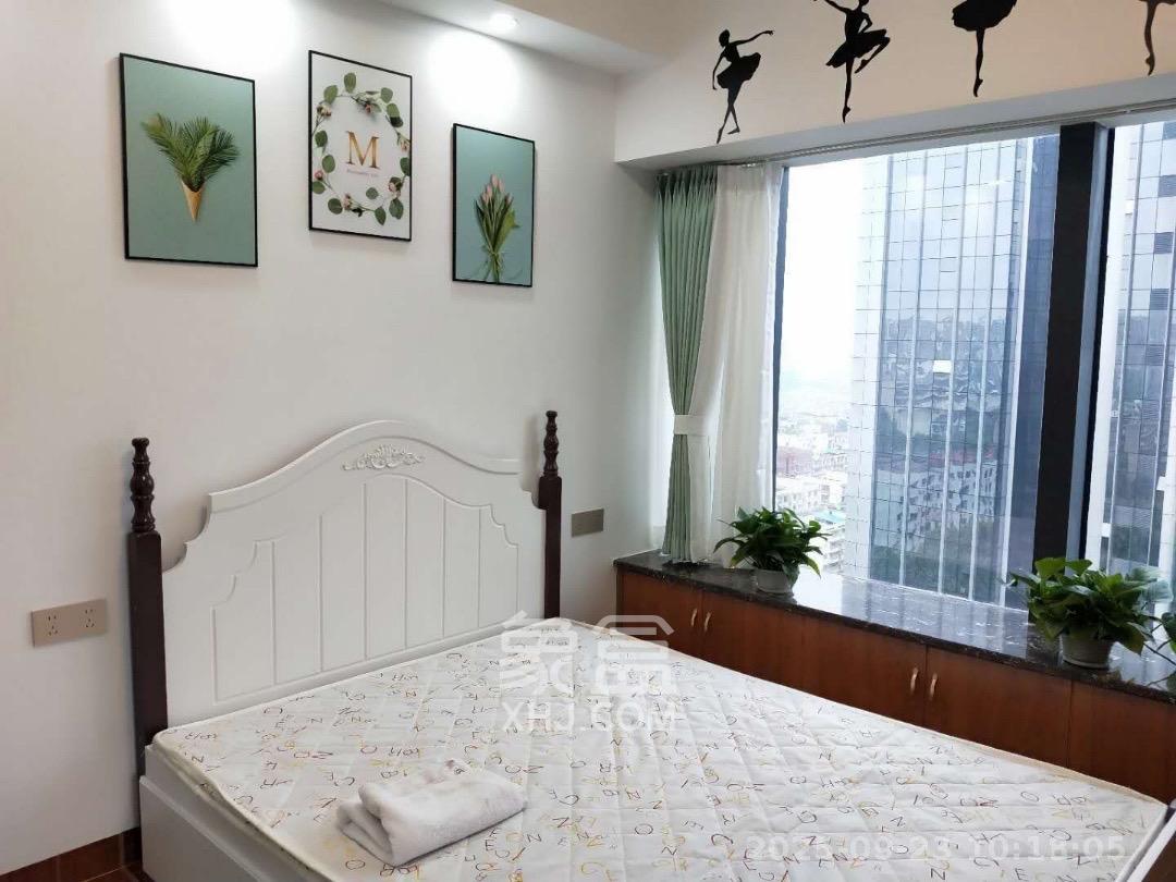 裕天国际商汇中心  2室1厅1卫    1900.0元/月室内图