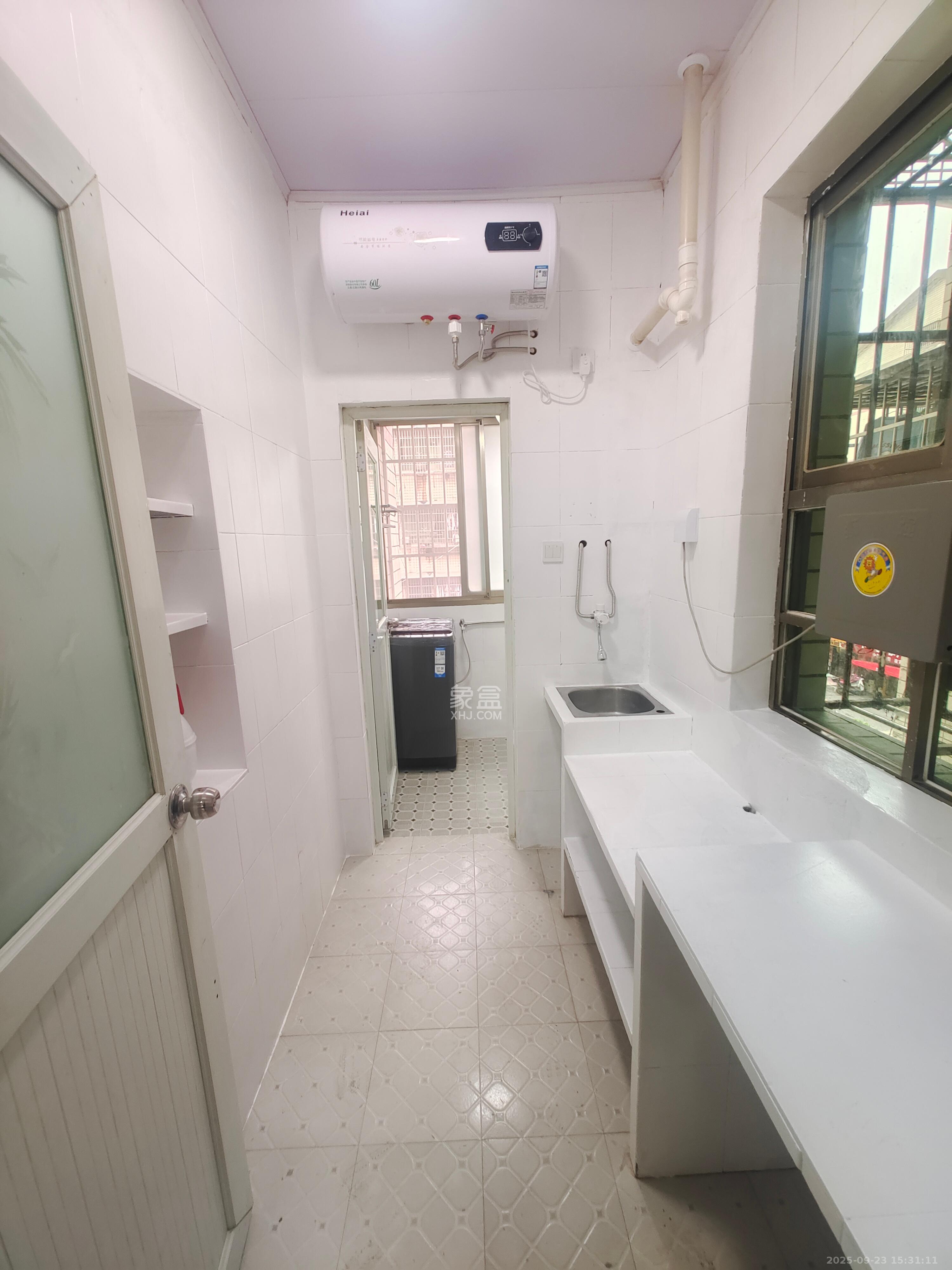 裕民小区 2室1厅1卫 1800.00元/月 裕民小区 2室1厅1卫 1800.00元/月室内图