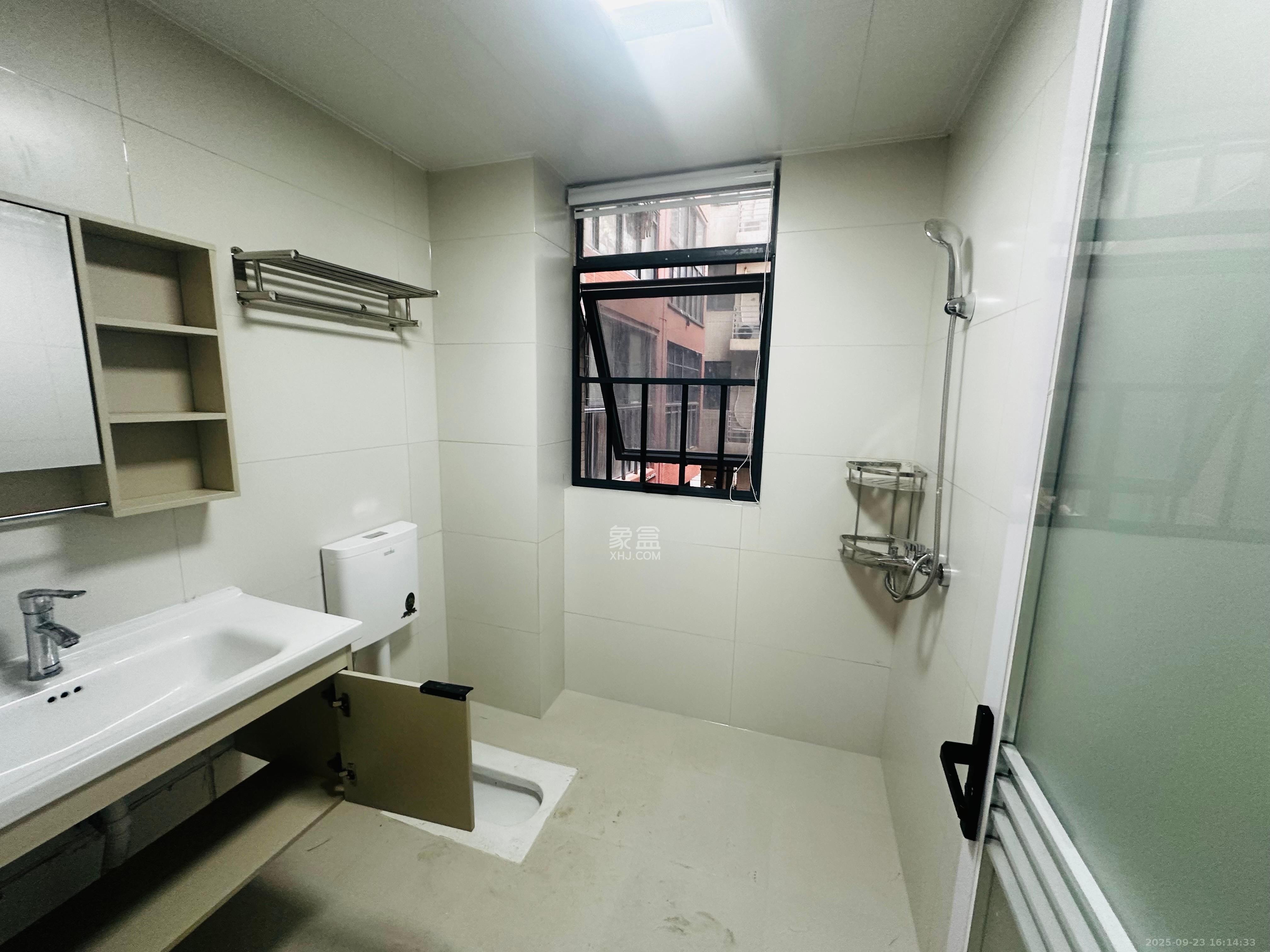 钱隆首府(福晟御园)  3室1厅1卫    2800.0元/月室内图