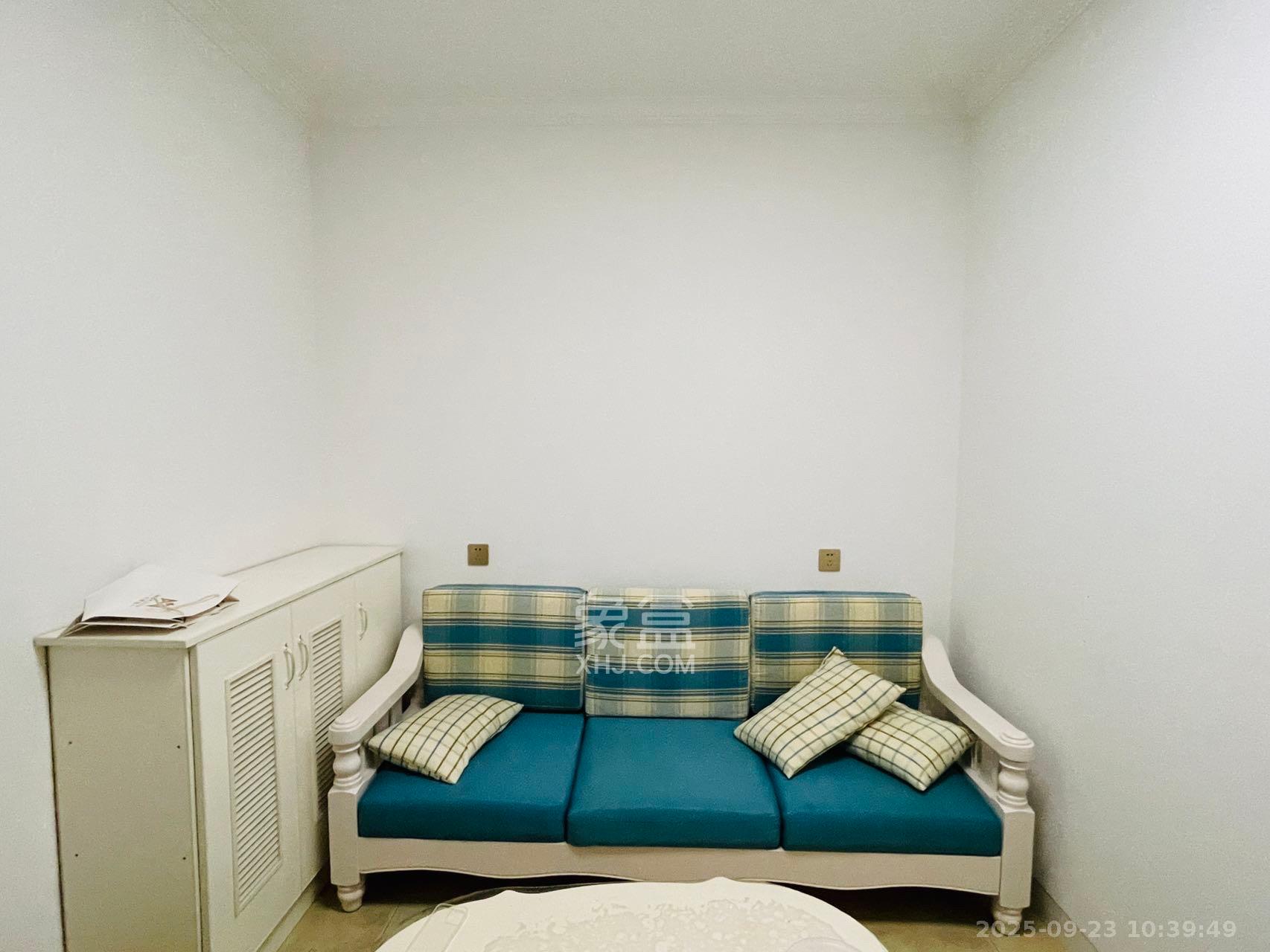 中南红领邦（红星嘉和苑）  1室1厅1卫    1550.0元/月室内图