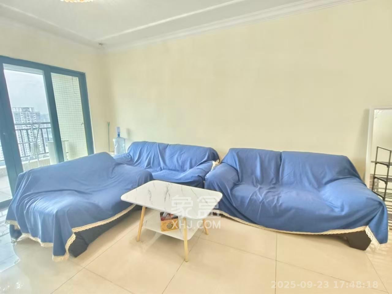 恒大雅苑  1室2厅1卫    2400.0元/月 恒大雅苑  1室2厅1卫    2400.0元/月