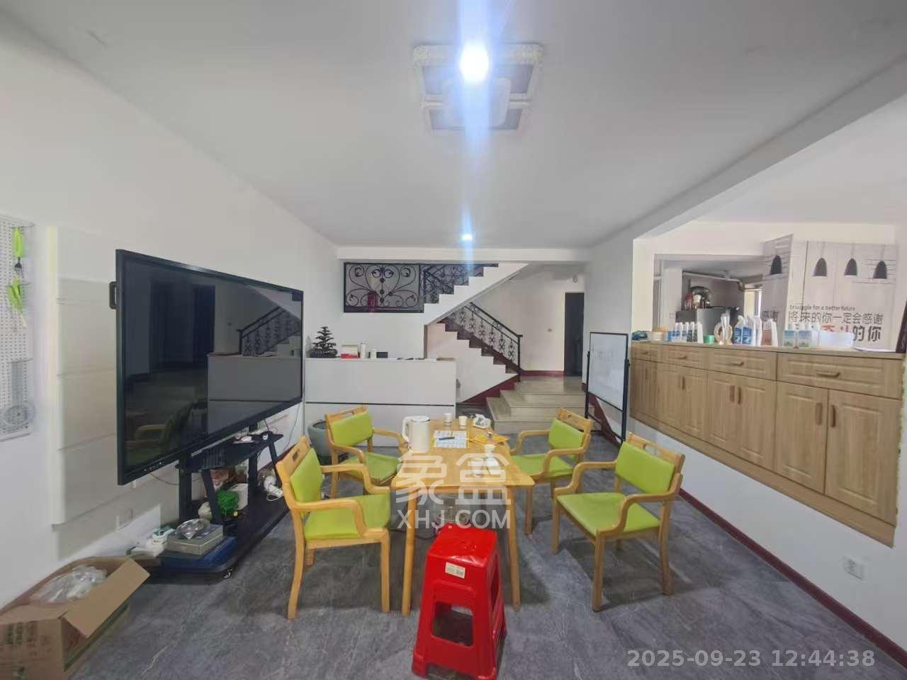 幸福里（幸福里一期）  4室2厅3卫    3500.0元/月室内图