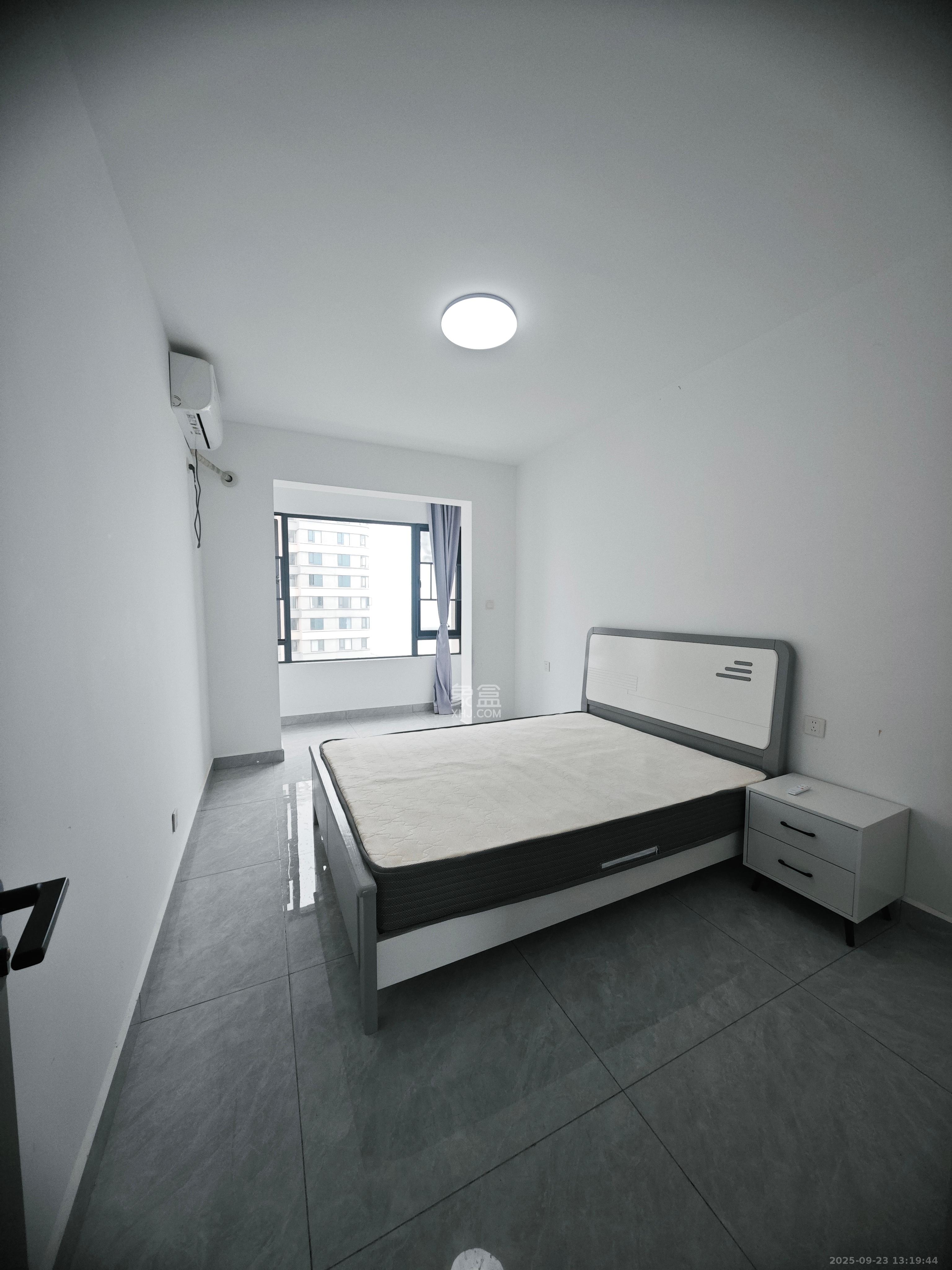 五矿万境水岸 3室2厅2卫 1700.0元/月 五矿万境水岸 3室2厅2卫 1700.0元/月室内图