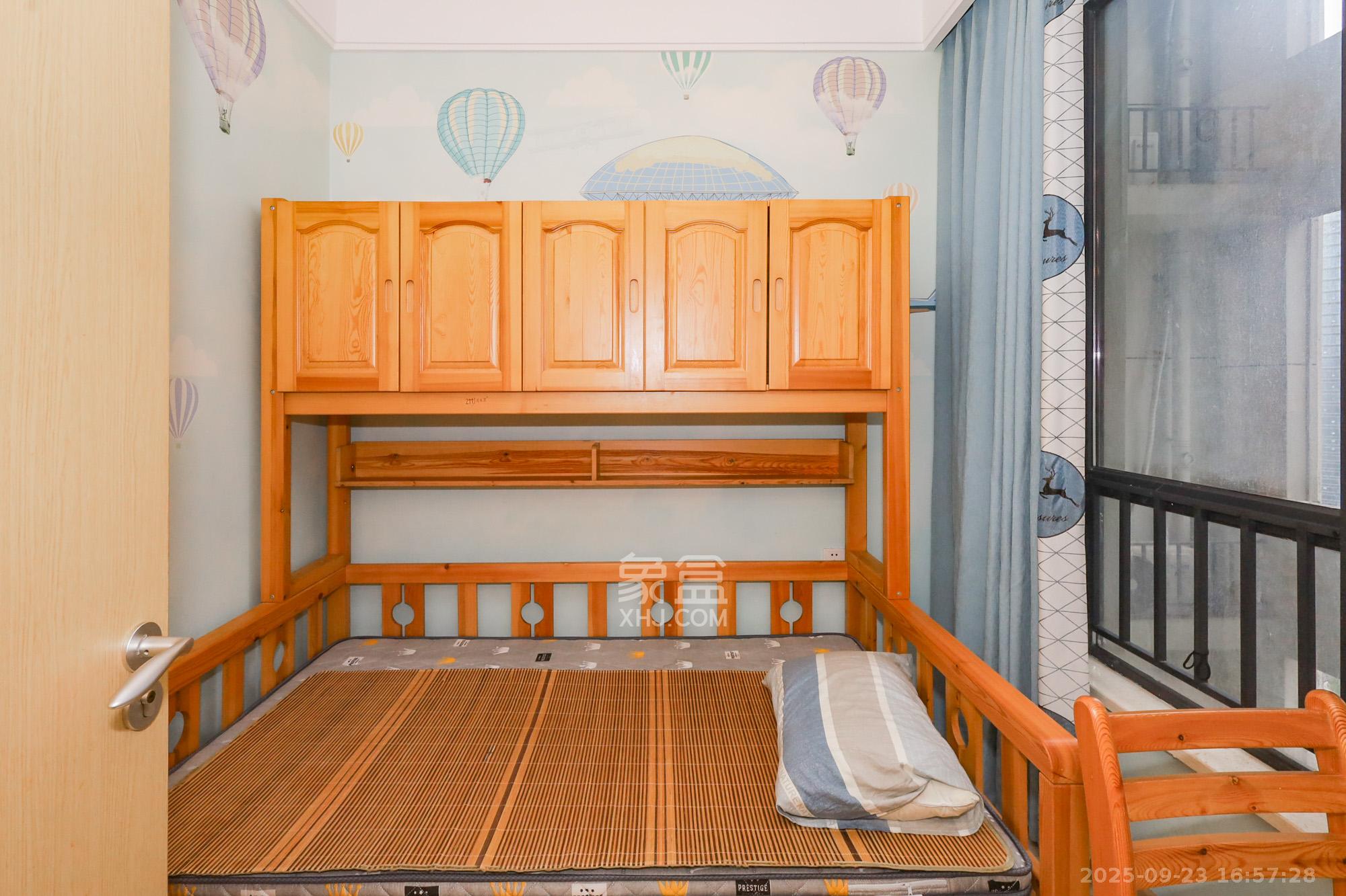 启迪协信中心  2室2厅1卫    68.0万 启迪协信中心  2室2厅1卫    68.0万卧室