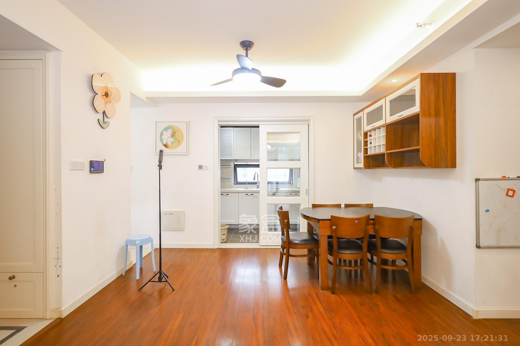 万科里金域国际  4室2厅2卫    238.0万其他