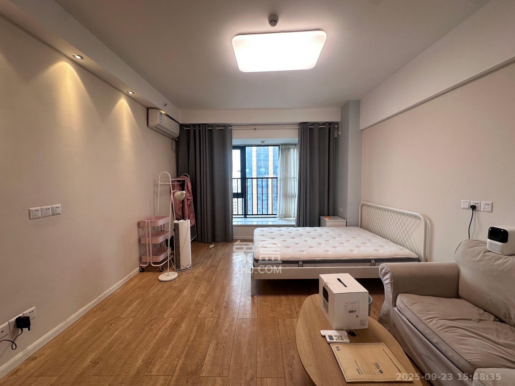 复地星光天地 1室1厅1卫 1800.0元/月 复地星光天地 1室1厅1卫 1800.0元/月室内图