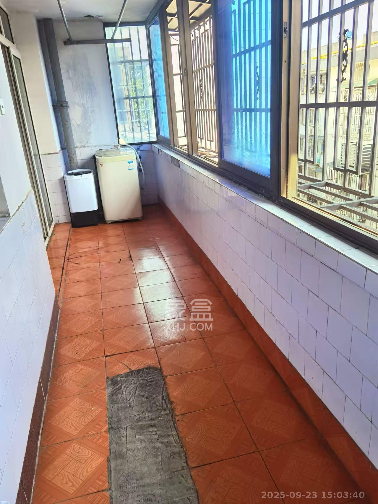 里仁巷22号工商联宿舍  3室1厅1卫    3200.0元/月室内图