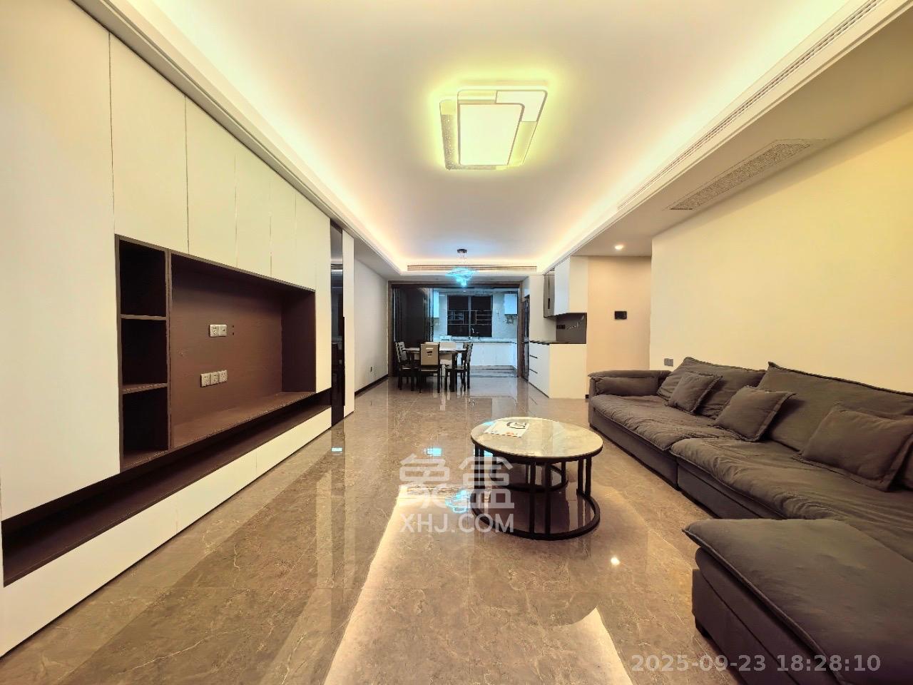 中海阅溪府  5室2厅3卫    5500.0元/月室内图1