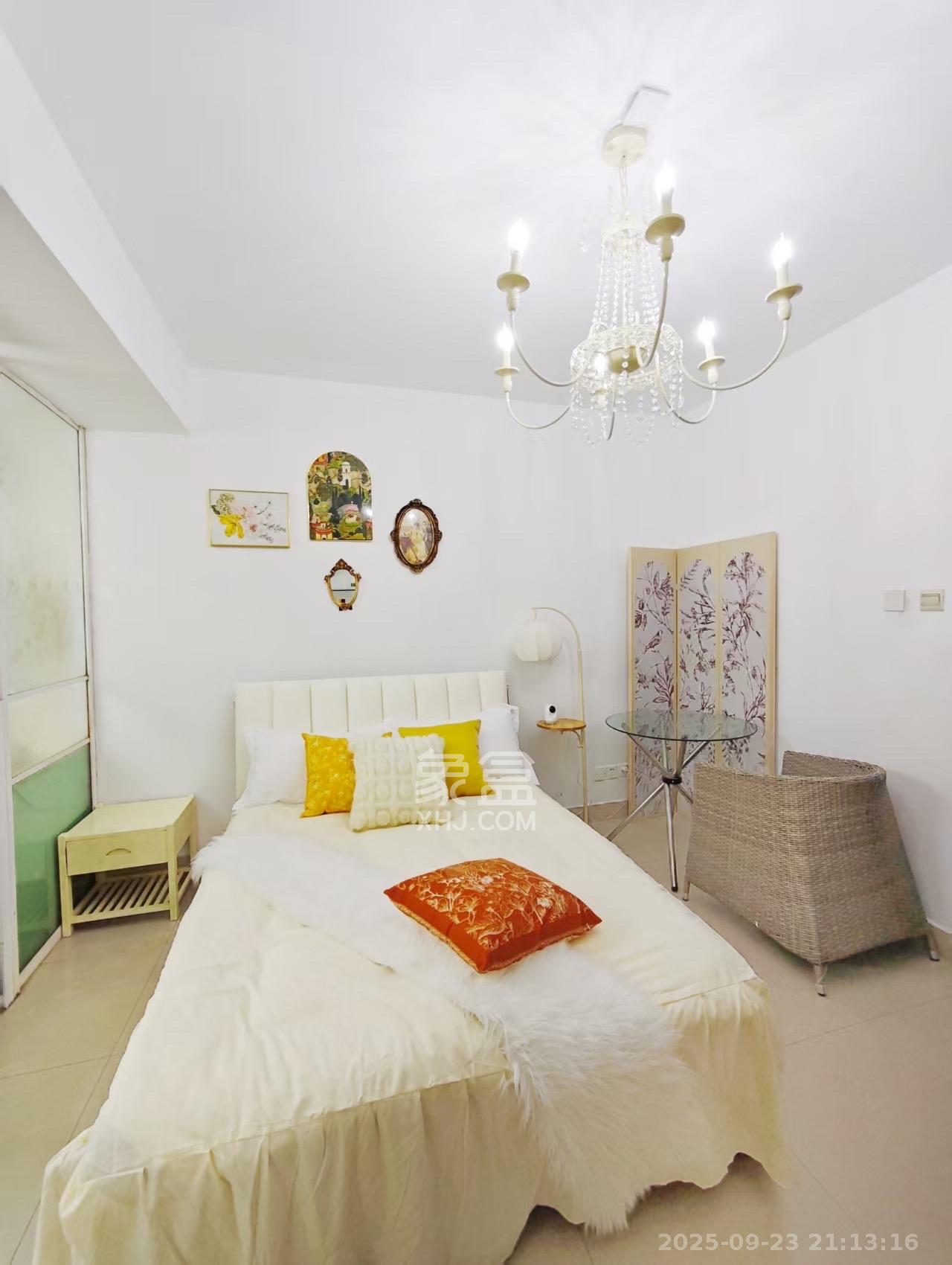 东一国际  1室1厅1卫    1500.0元/月室内图