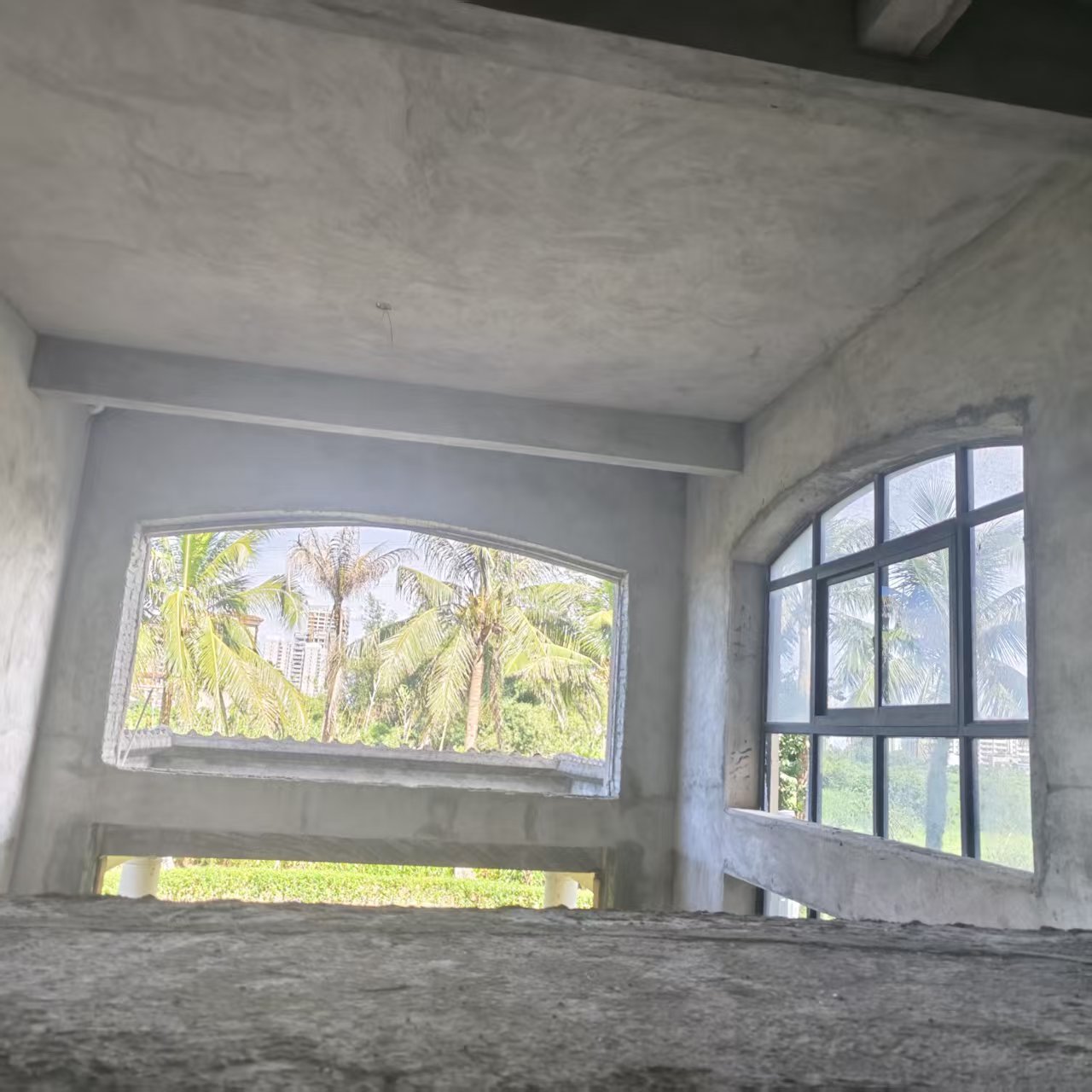 翡翠水城联排别墅 8室3厅4卫 790.0万 翡翠水城联排别墅 8室3厅4卫 790.0万客厅