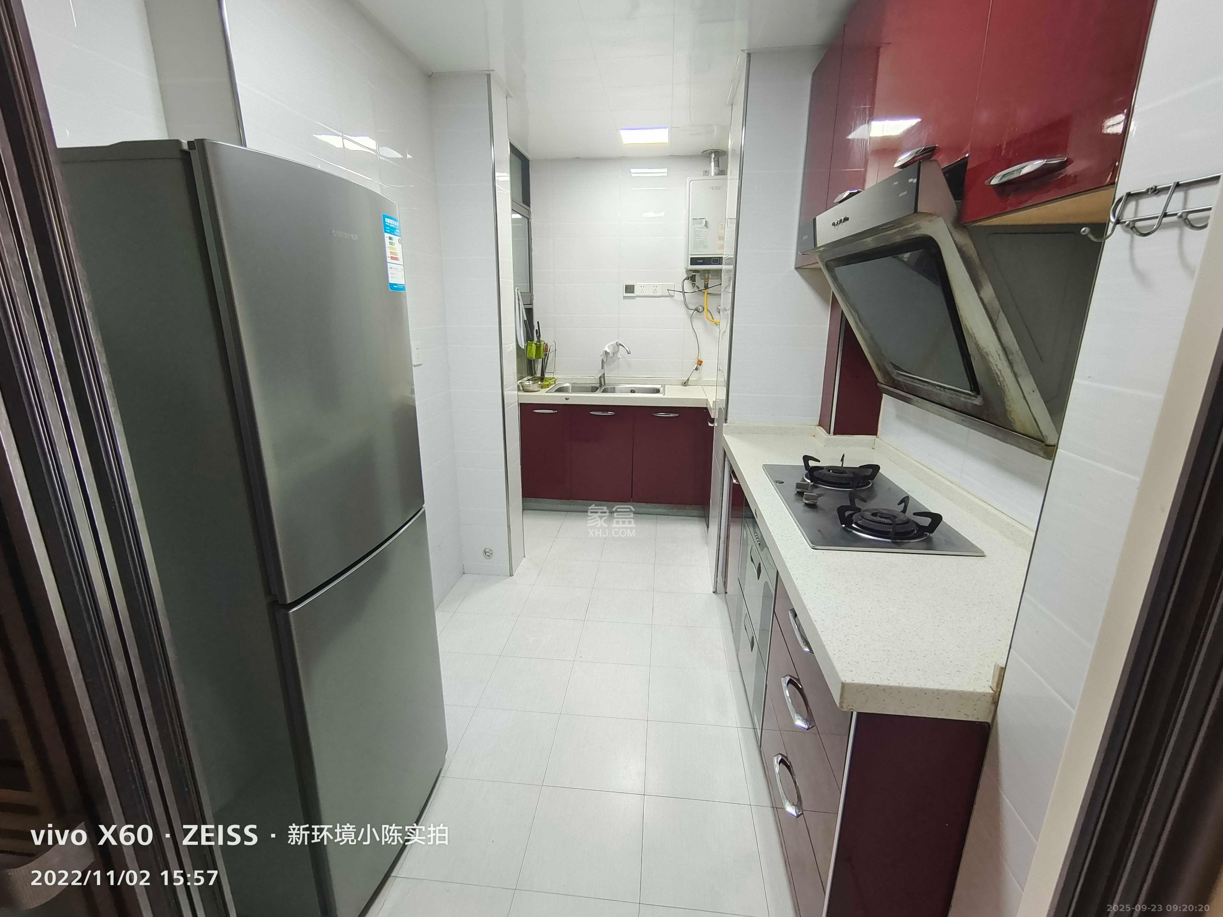 绿地公馆(绿地名邸) 3室2厅2卫 2500.0元/月 绿地公馆(绿地名邸) 3室2厅2卫 2500.0元/月室内图