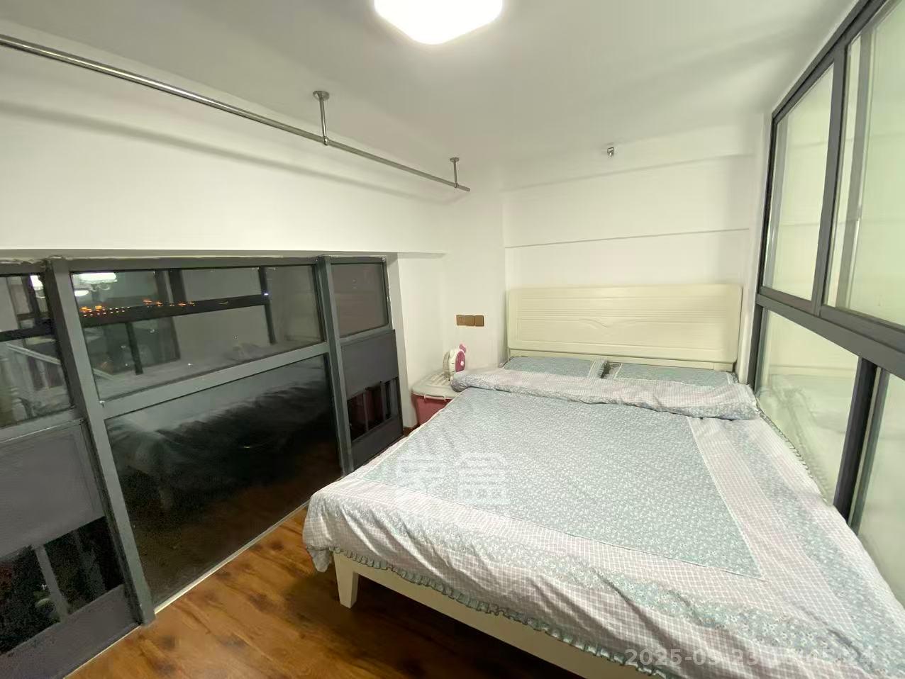 荣盛花语书苑  2室1厅1卫    2300.0元/月室内图