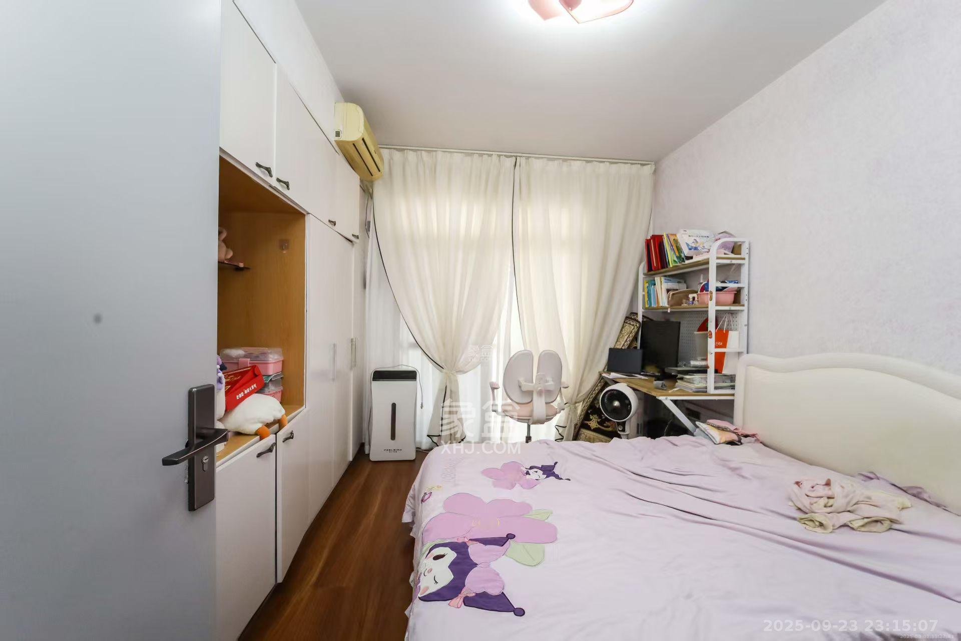 银力家园  3室2厅2卫    2800.0元/月室内图