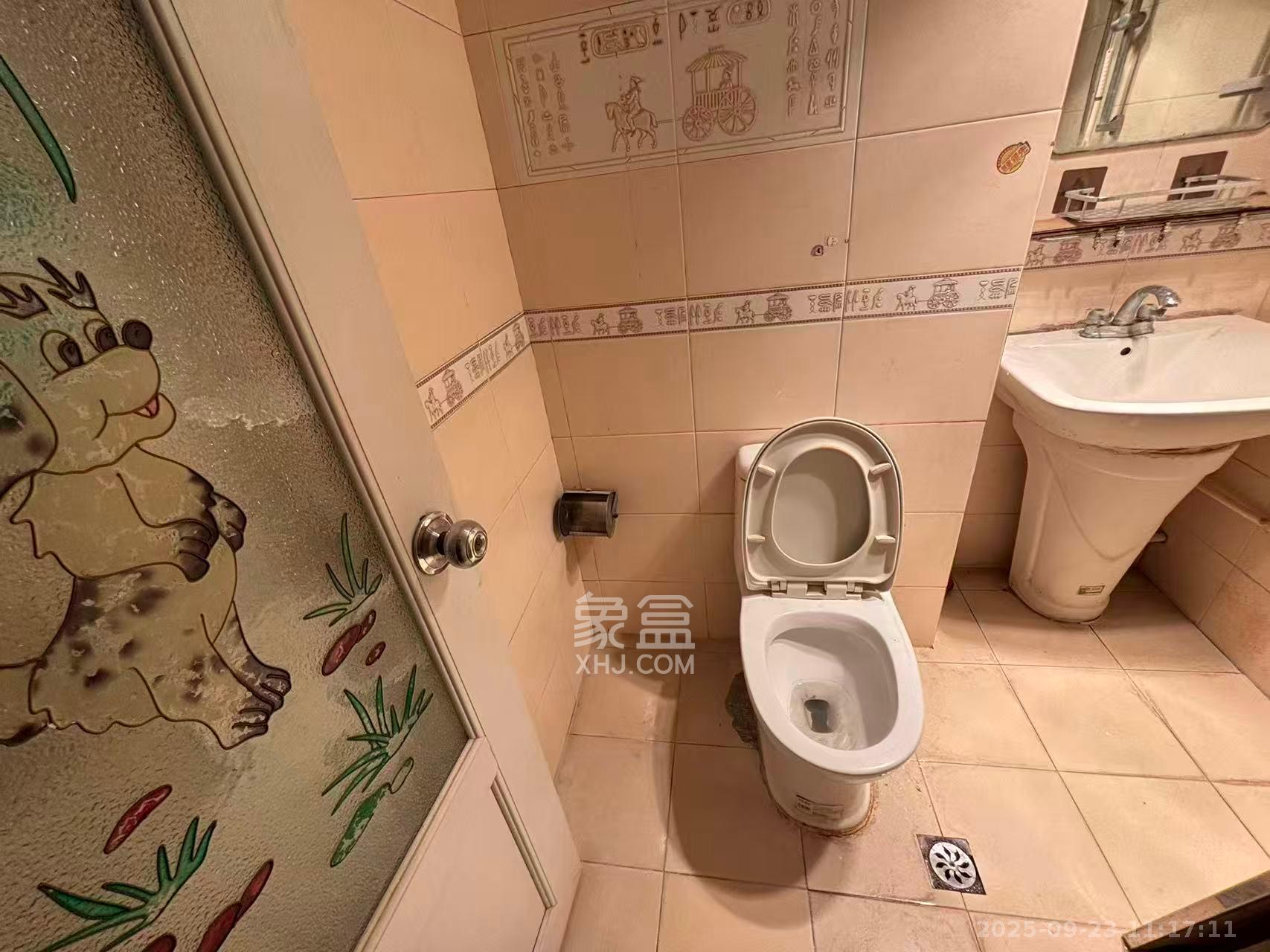 香格里嘉园 3室1厅2卫 2800.0元/月 香格里嘉园 3室1厅2卫 2800.0元/月室内图