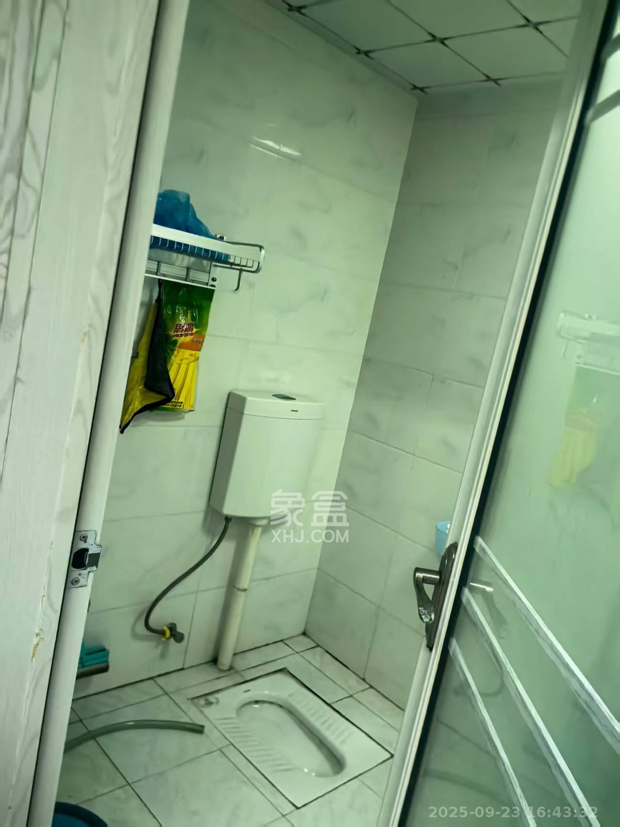 英祥春天 1室1厅1卫 5000.0元/月 英祥春天 1室1厅1卫 5000.0元/月室内图