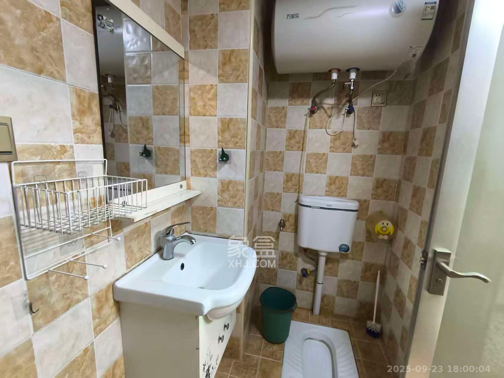 融科东南海  1室1厅1卫    1200.0元/月室内图