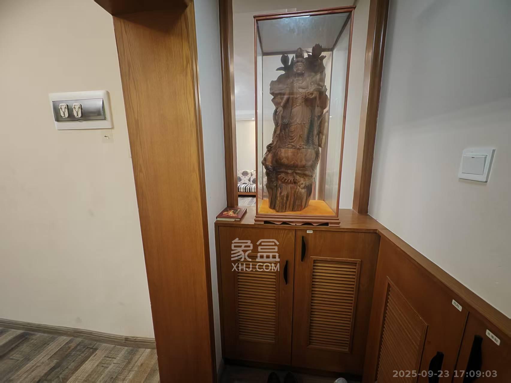 武警医院家属区  3室2厅1卫    3100.0元/月室内图