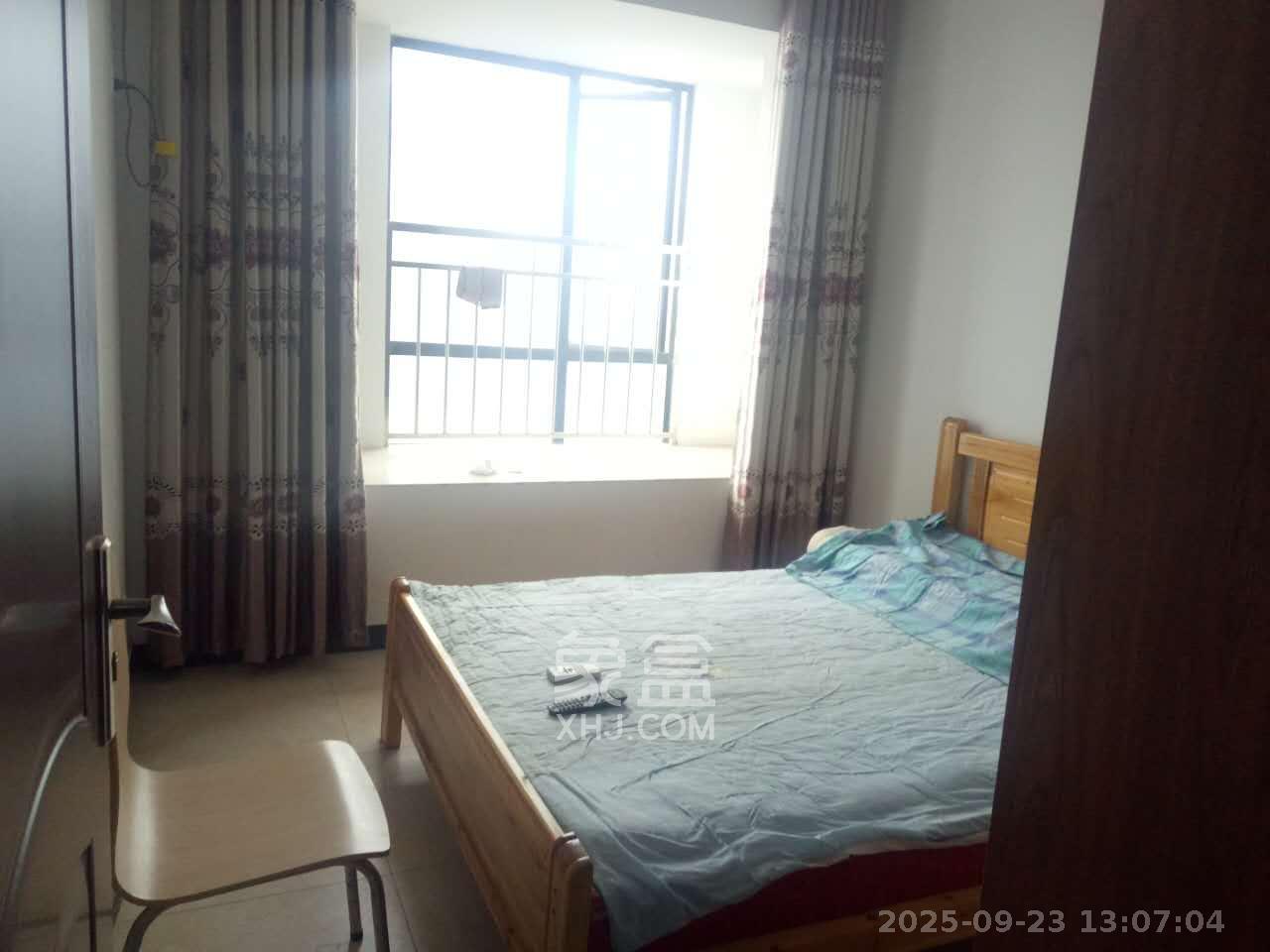 百纳广场(百纳公寓) 2室1厅1卫 2200.0元/月 百纳广场(百纳公寓) 2室1厅1卫 2200.0元/月室内图