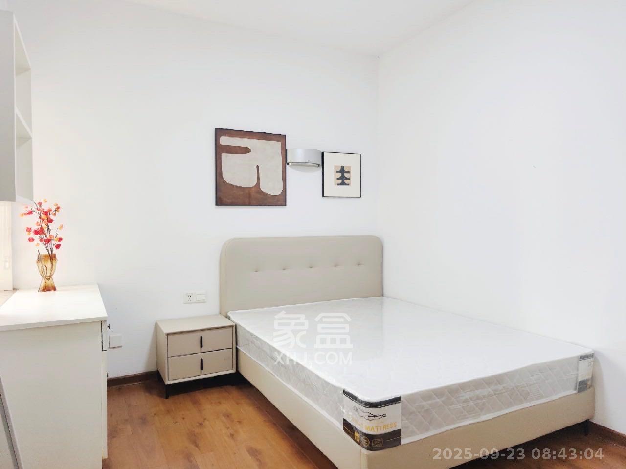 天健芙蓉盛世一期  2室1厅1卫    4000.0元/月室内图