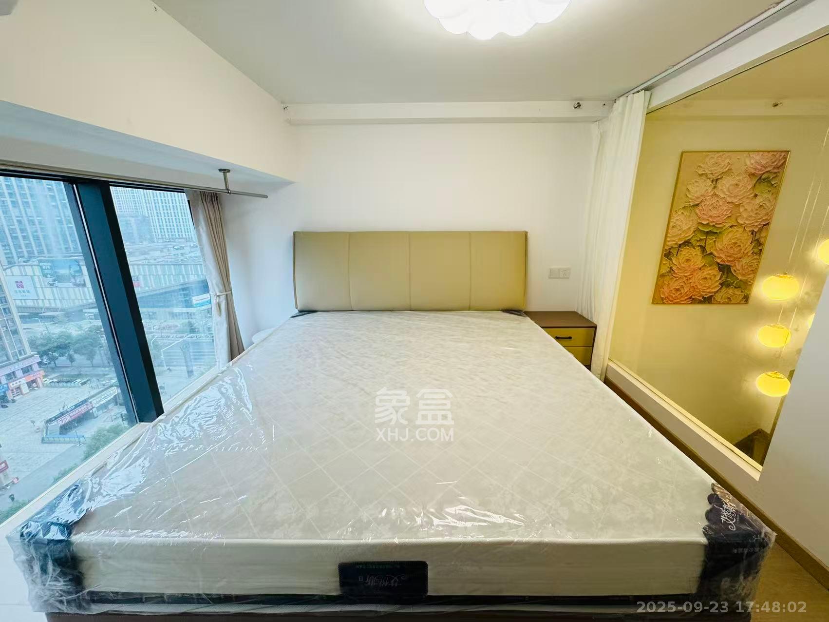 龙湖铂金岛 2室2厅1卫 2600.0元/月 龙湖铂金岛 2室2厅1卫 2600.0元/月室内图